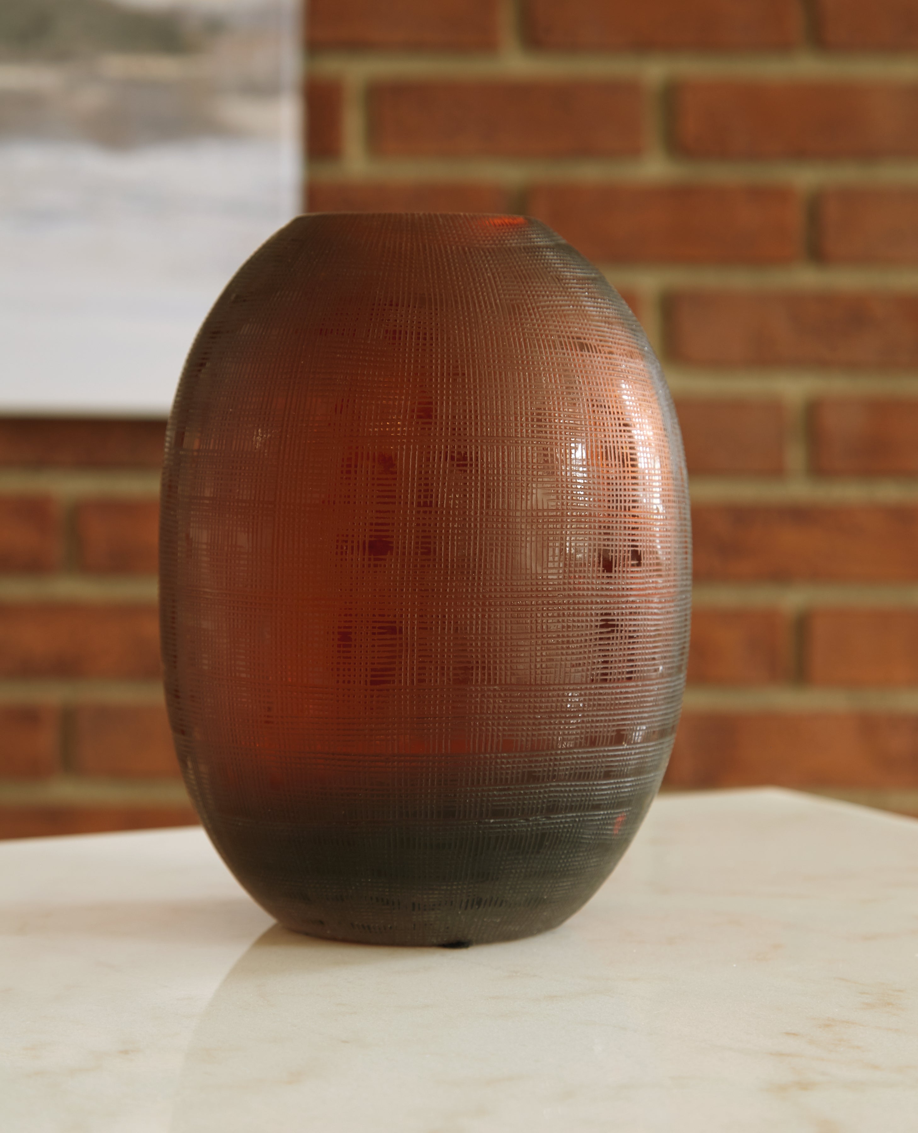 J&M Furniture - Ashley Furniture - Embersen Vase (Set of 2) - Vase (2/CS) / Amber - A2900001