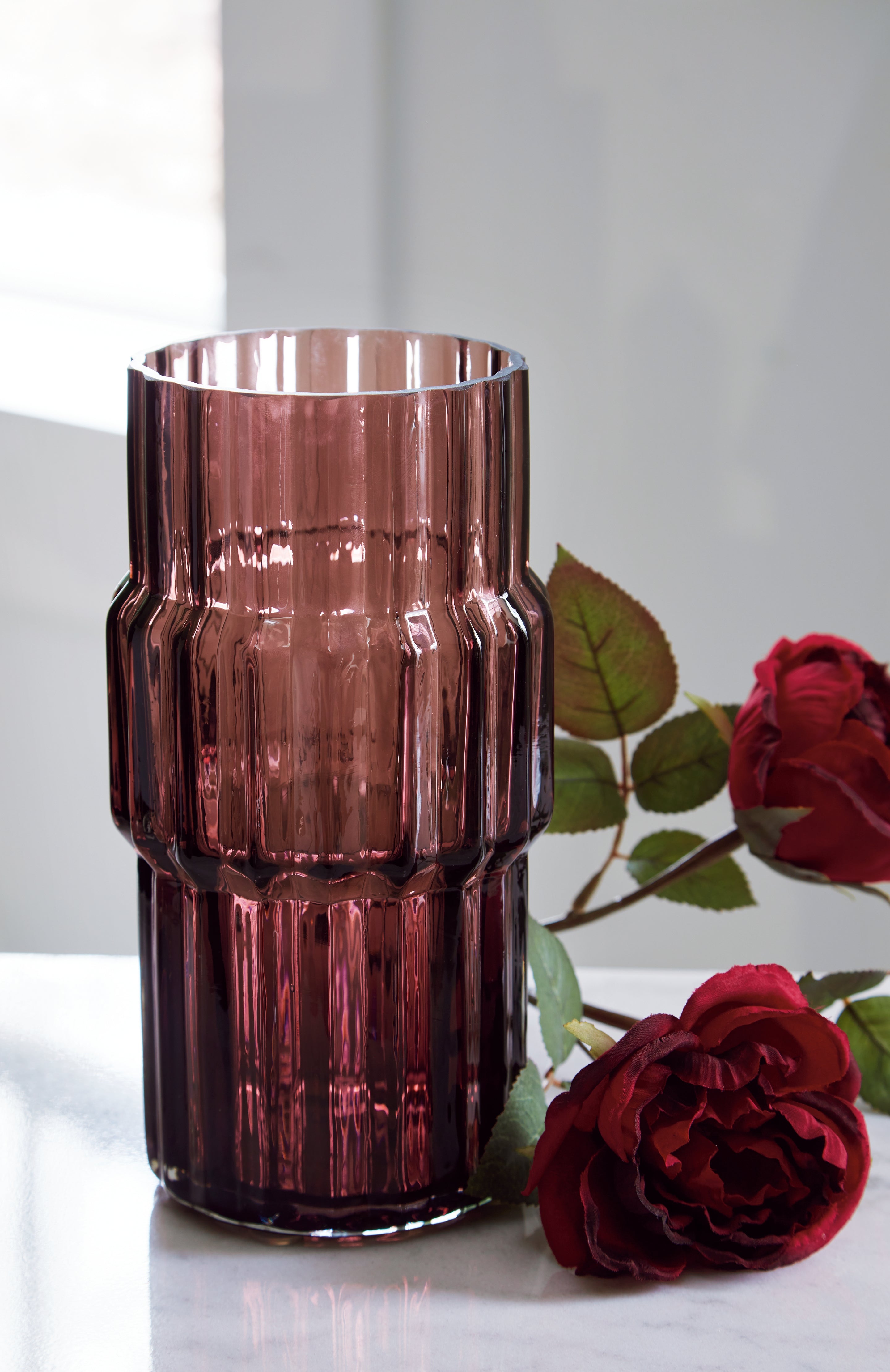 J&M Furniture - Ashley Furniture - Dorlow Vase (Set of 2) - Vase (2/CS) / Mauve - A2900024