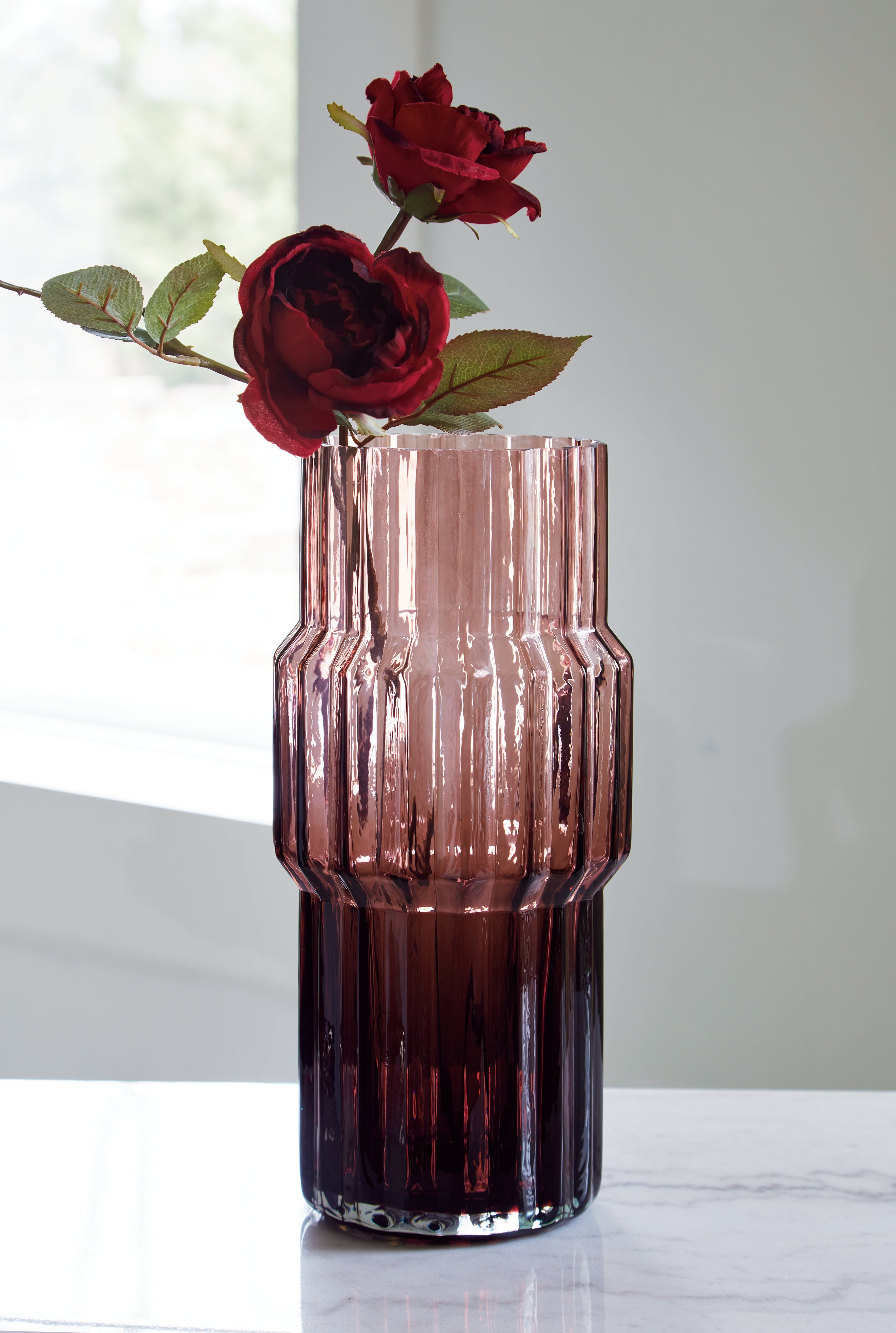 J&M Furniture - Ashley Furniture - Dorlow Vase (Set of 2) - Vase (2/CS) / Mauve - A2900025