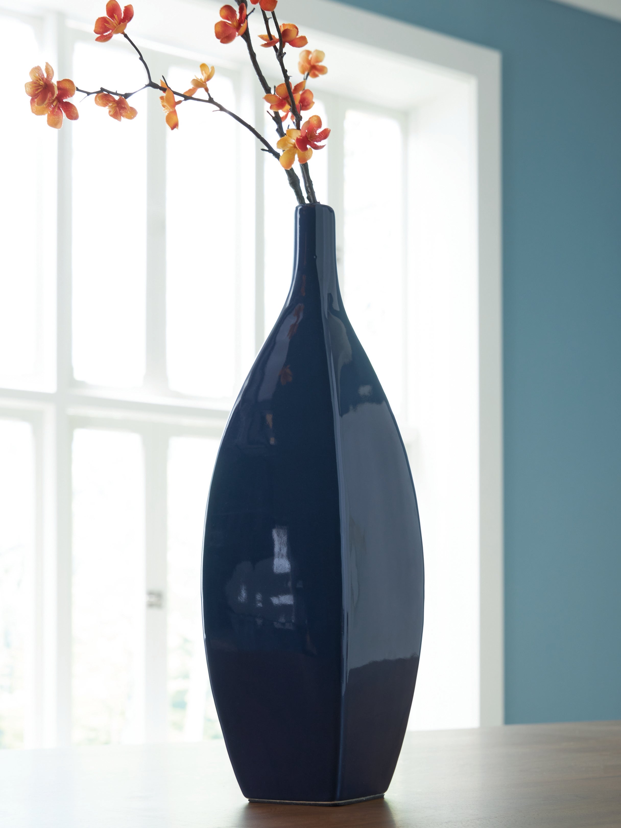 J&M Furniture - Ashley Furniture - Abtinson Vase - Vase / Navy - A2900033