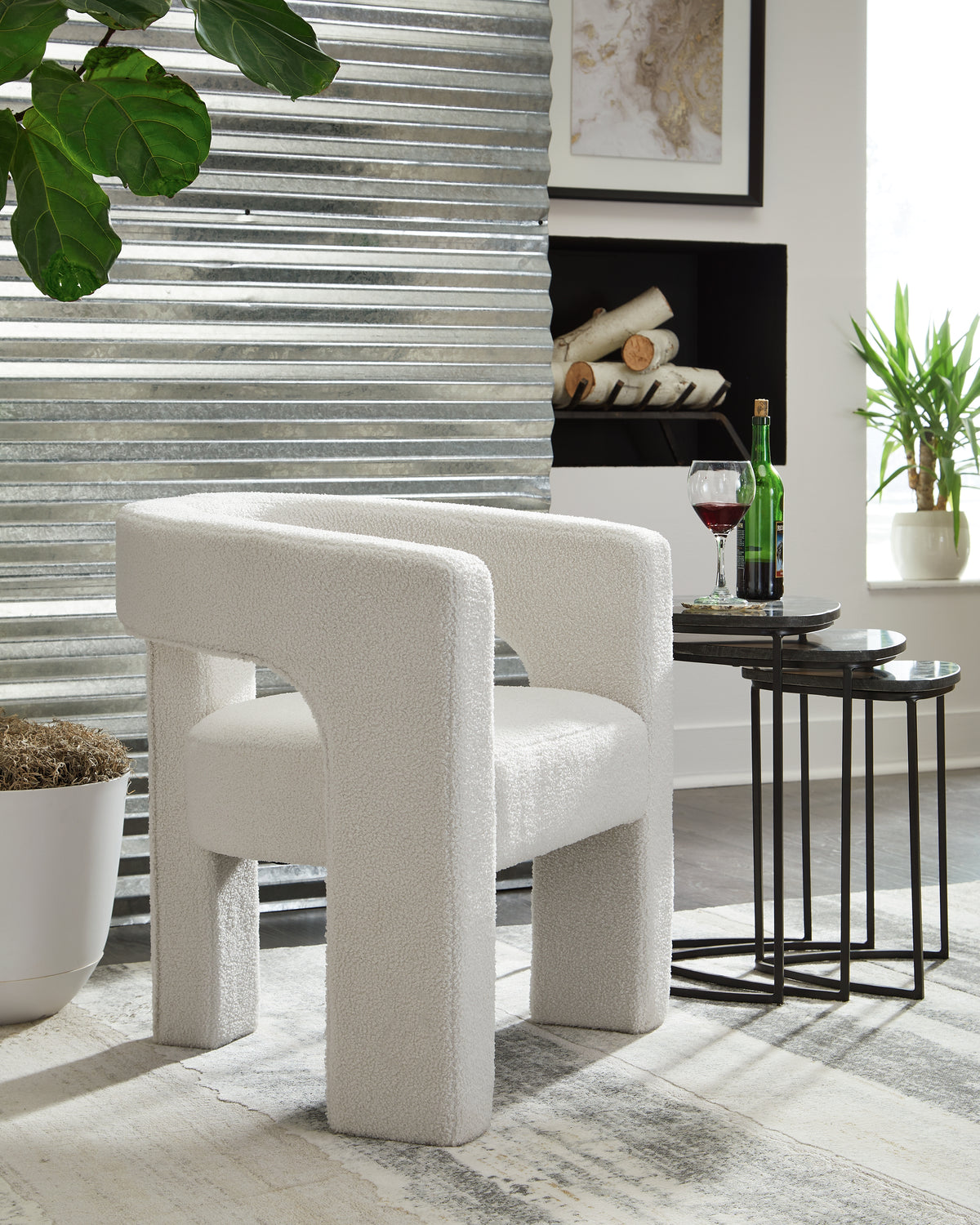 J&M Furniture - Ashley Furniture - Landick Accent Chair - Accent Chair / Ivory - A3000699