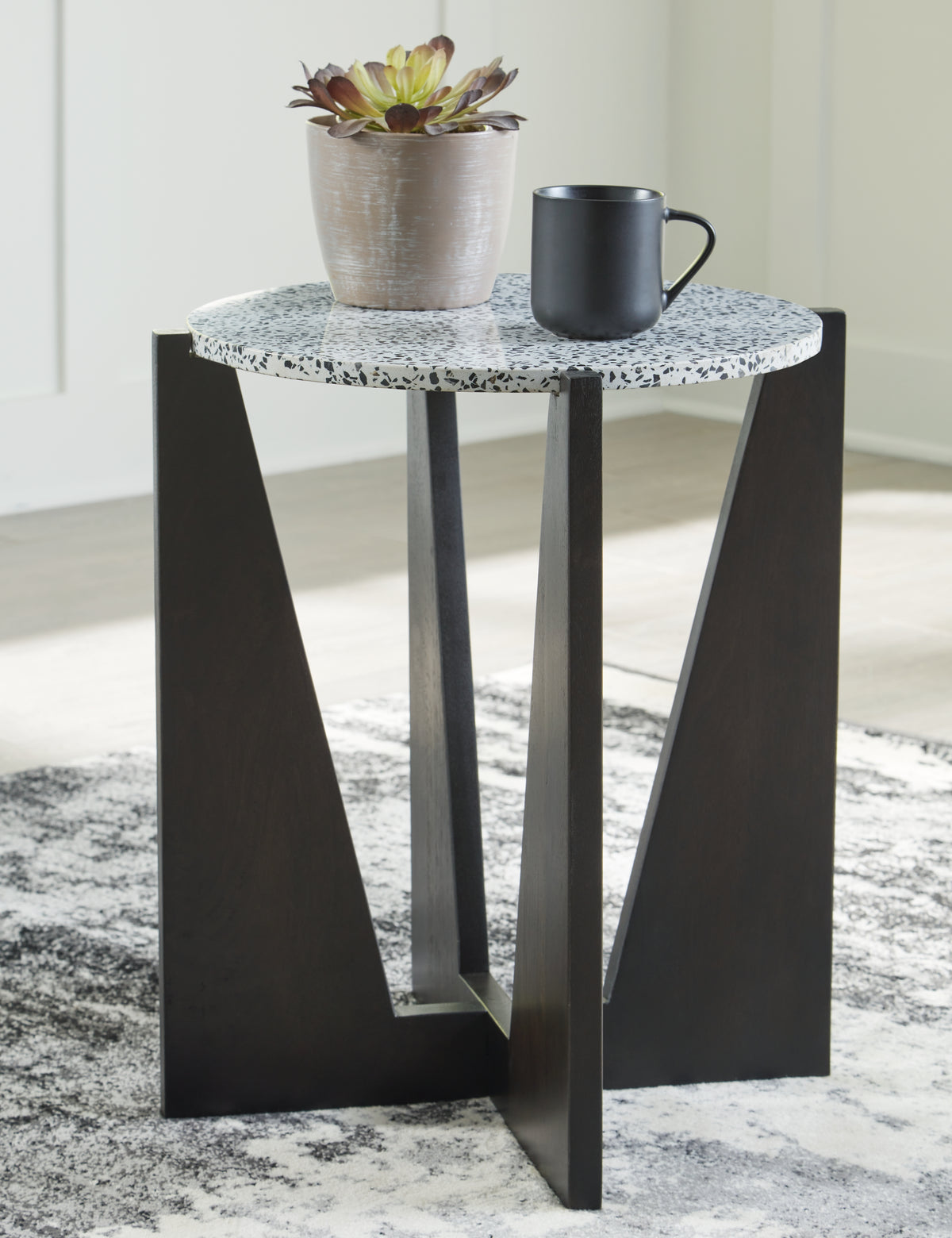 J&M Furniture - Ashley Furniture - Tellrich Accent Table - Accent Table / Black/White - A4000616