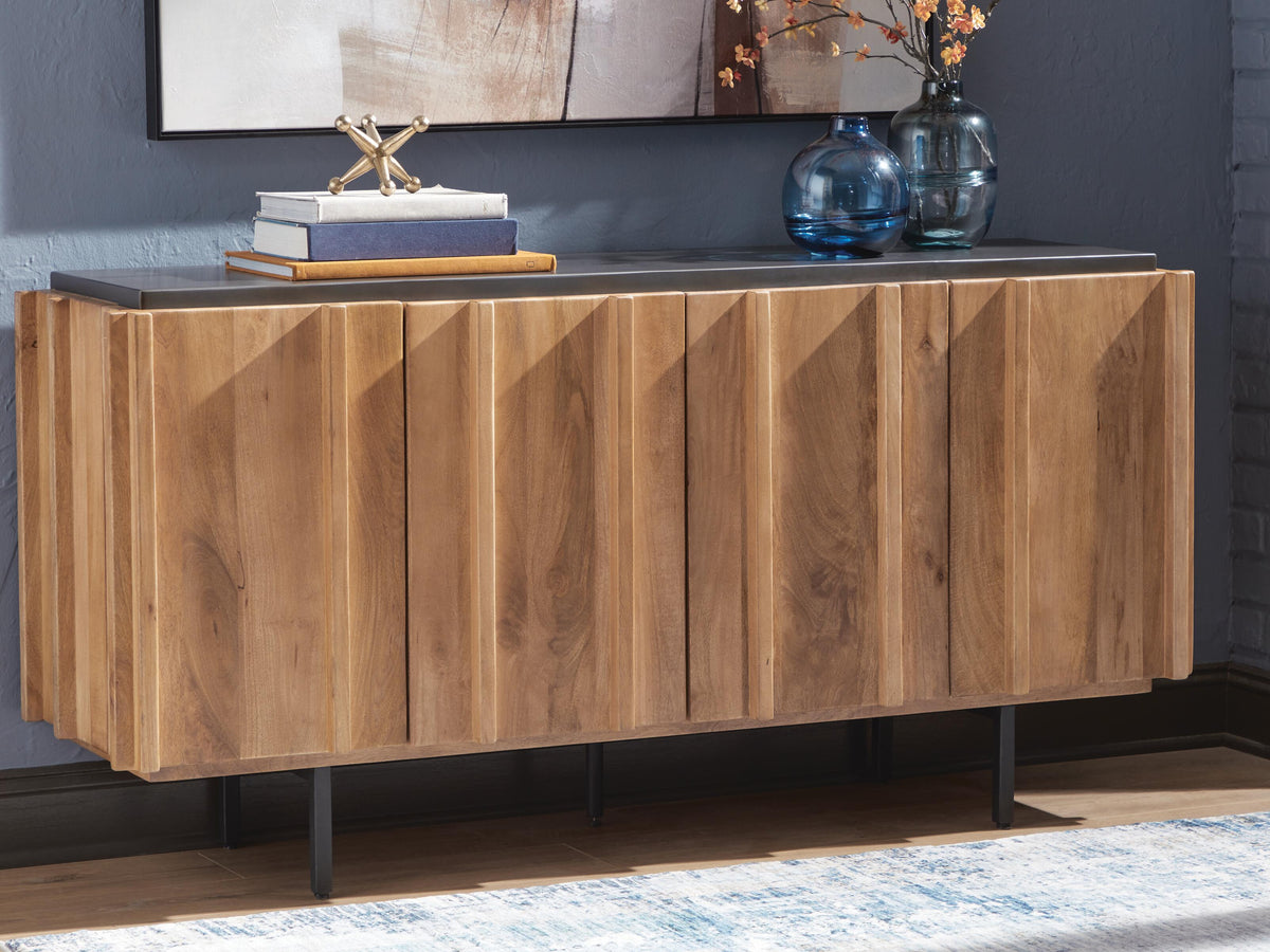 J&M Furniture - Ashley Furniture - Quintavious Accent Cabinet - Accent Cabinet - A4000685