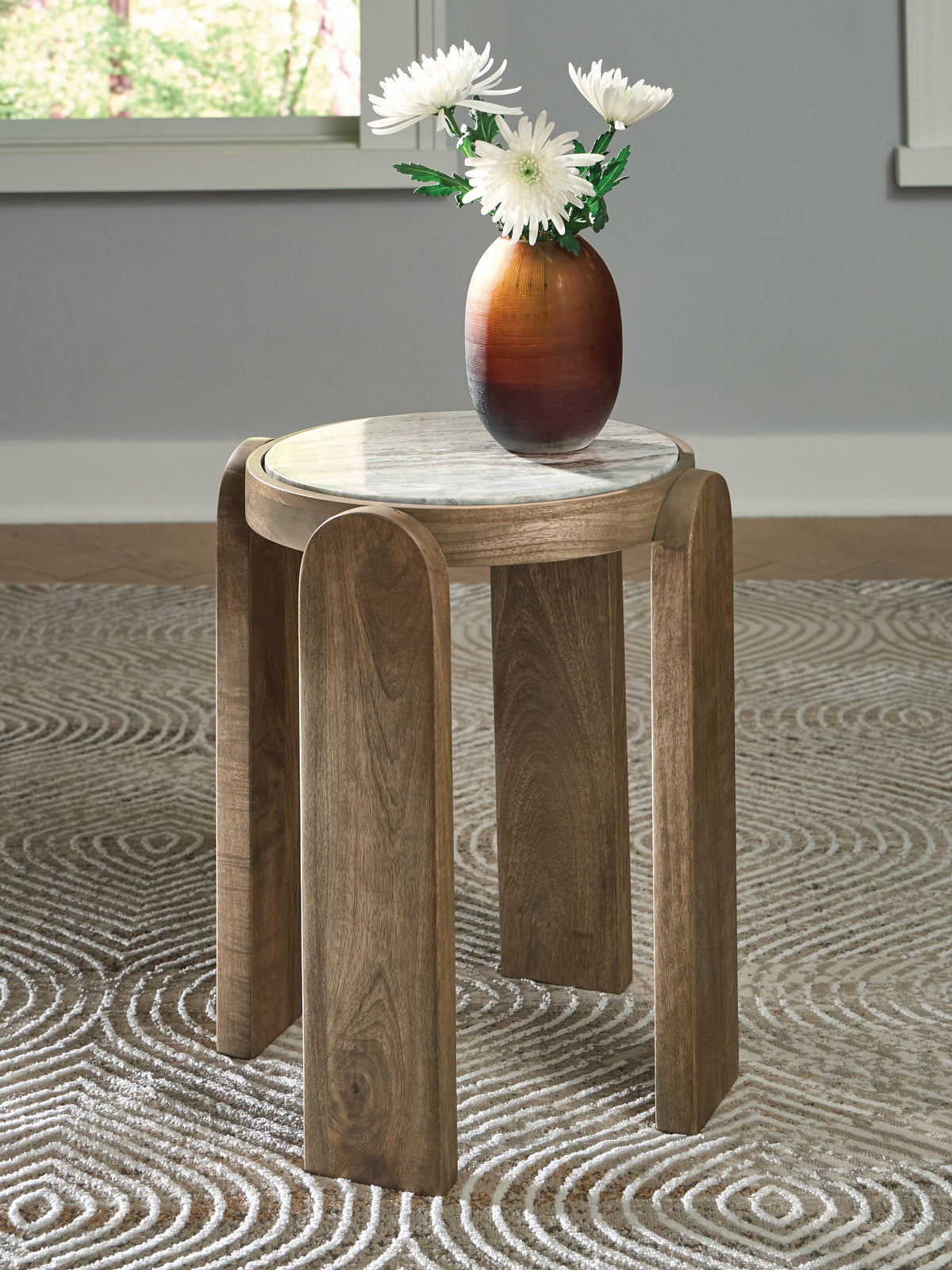 J&M Furniture - Ashley Furniture - Gavrilley Accent Table - Accent Table / Gray/White/Brown - A4000722