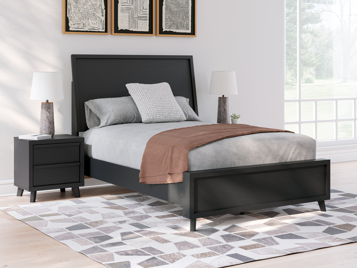 J&M Furniture - Ashley Furniture - Danziar Full Panel Bed - Full Panel Bed / Black - B1013B20