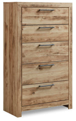 Hyanna King Panel Bed, 2 Chests and 2 Nightstands