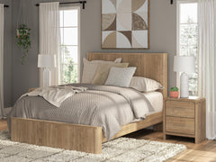 J&M Furniture - Ashley Furniture - Gramburg Queen Panel Platform Bed - Queen Panel Platform Bed - PCB1121B10