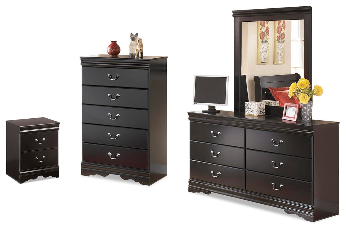 J&M Furniture - Ashley Furniture - Huey Vineyard Dresser, Mirror, Chest and Nightstand - Dresser, Mirror, Chest and Nightstand - B128B53