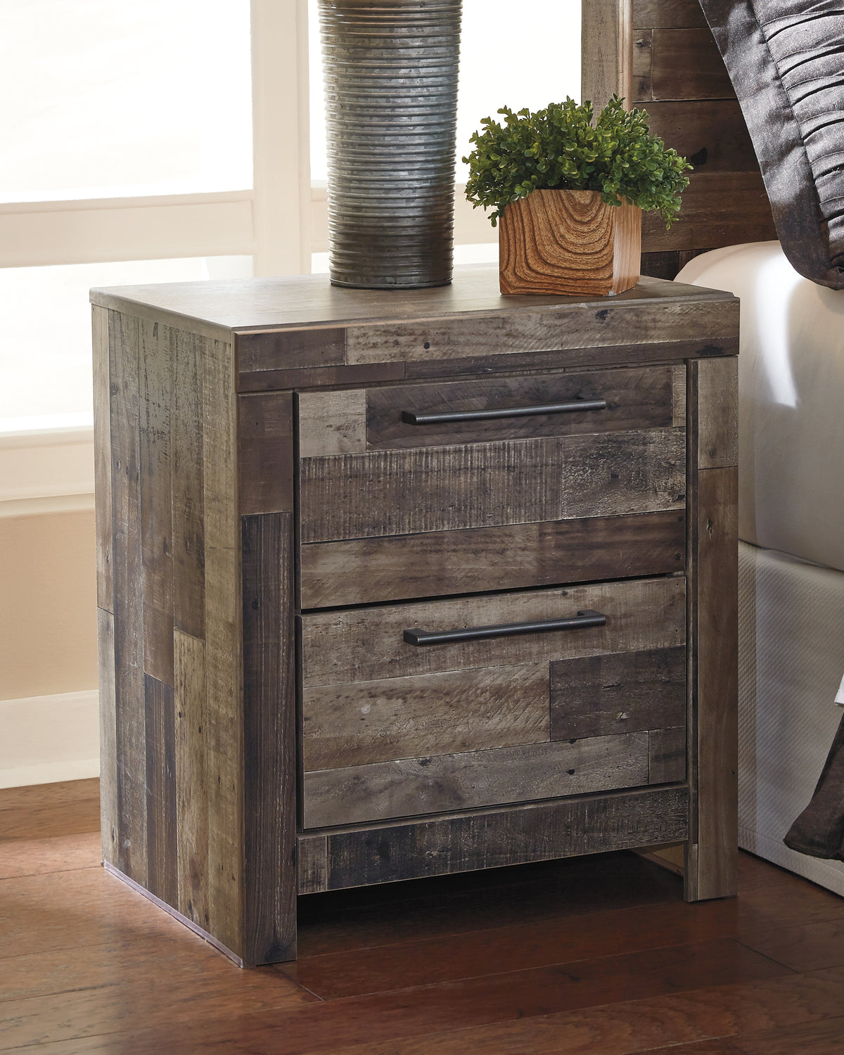 J&M Furniture - Ashley Furniture - Derekson Nightstand - Two Drawer Night Stand / Multi Gray - B200-92
