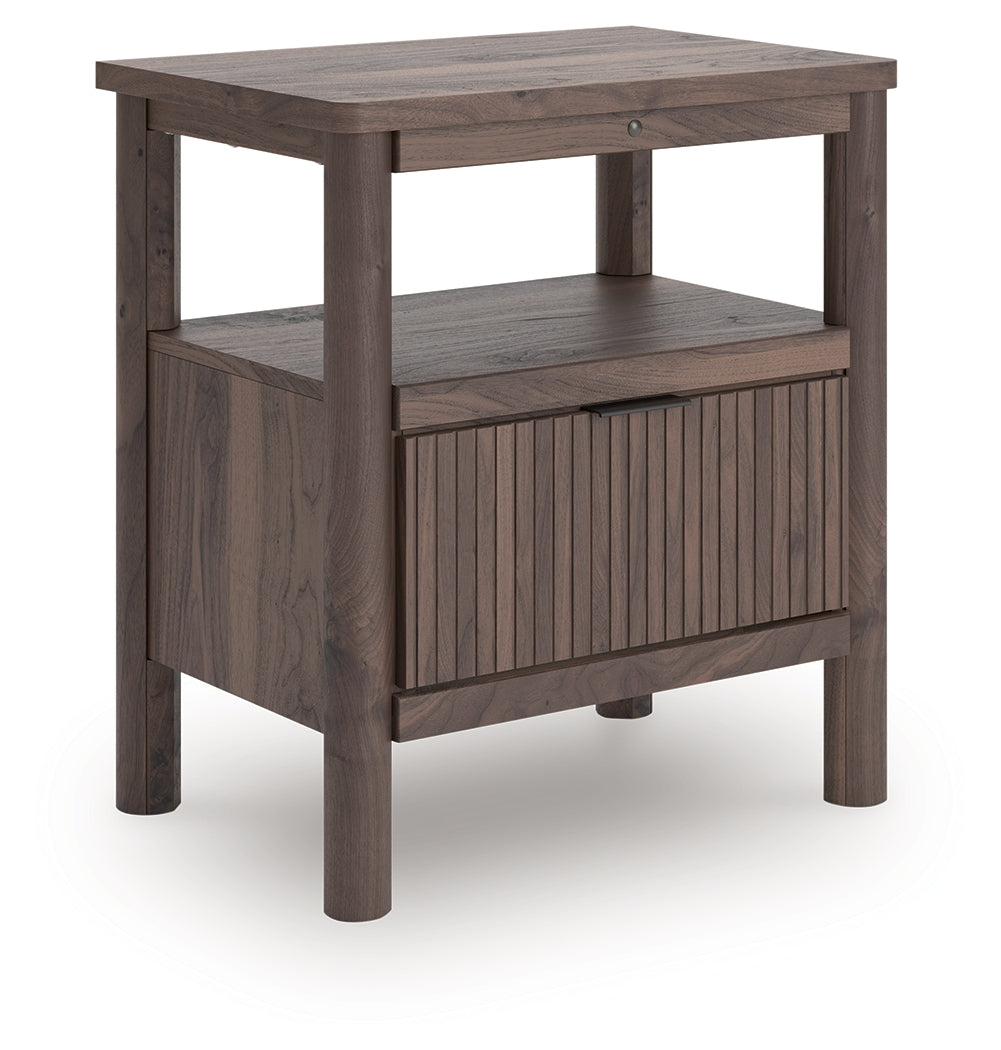 J&M Furniture - Ashley Furniture - Pamytta Nightstand - One Drawer Night Stand / Brown - PCB2614-91