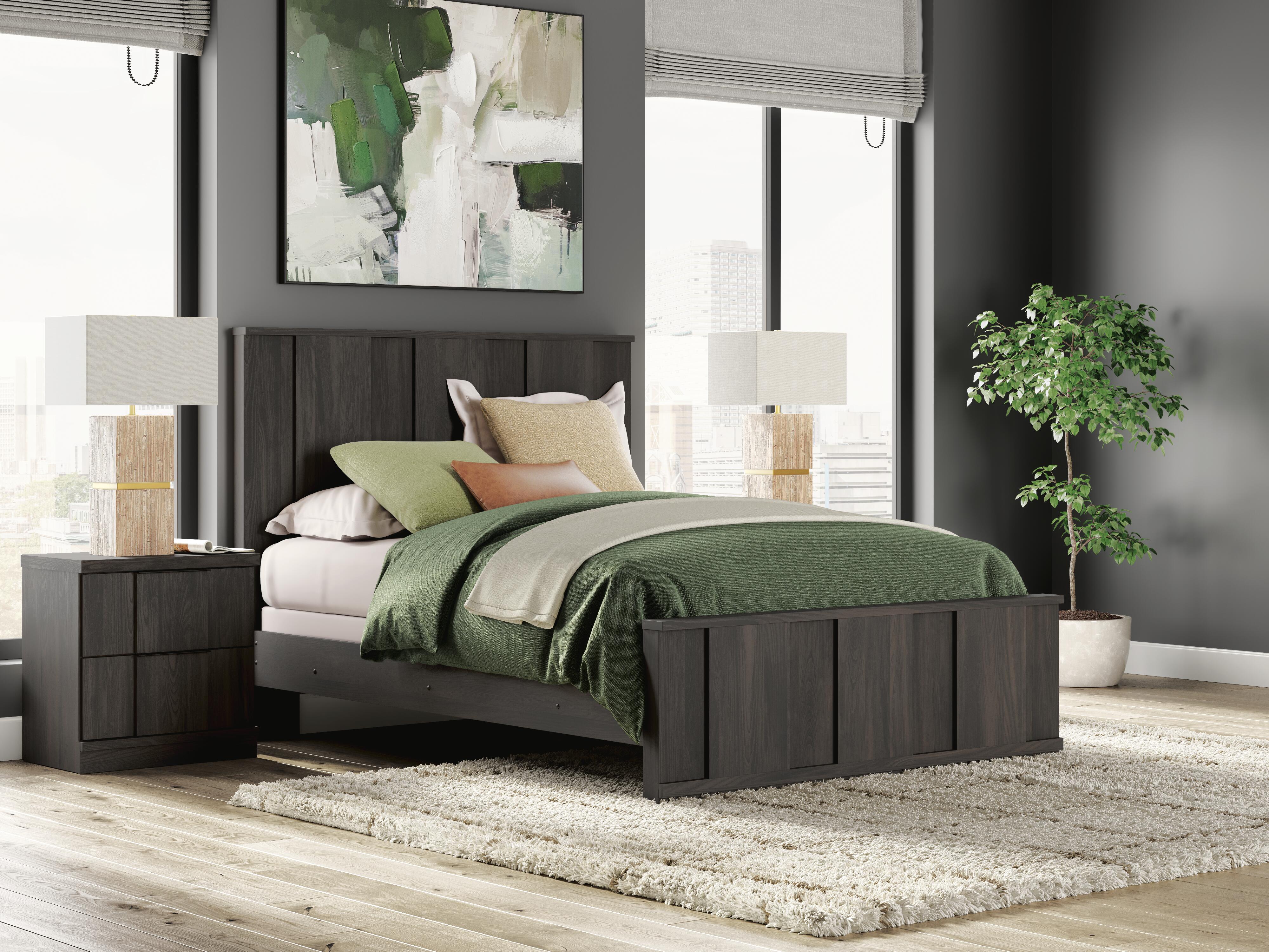J&M Furniture - Ashley Furniture - Shaehartin Queen Panel Bed - Queen Panel Bed - PCB3167B2