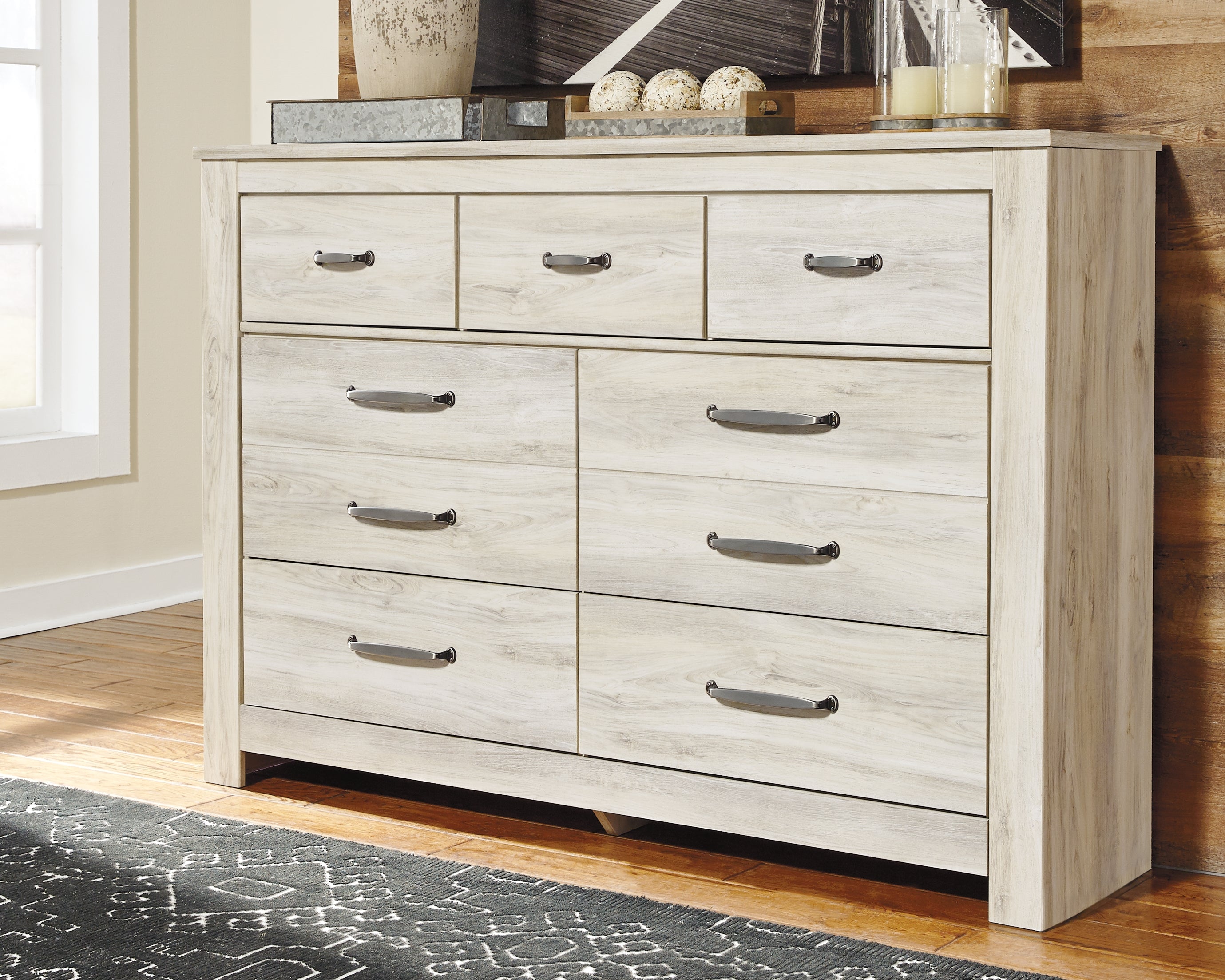 J&M Furniture - Ashley Furniture - Bellaby Dresser - Seven Drawer Dresser / Whitewash - B331-31
