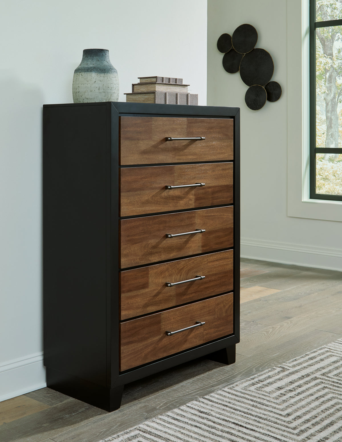 J&M Furniture - Ashley Furniture - Kraeburn Chest of Drawers - Five Drawer Chest / Brown/Black - B496-46