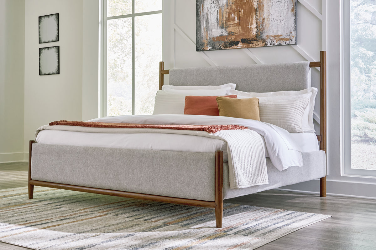 J&M Furniture - Ashley Furniture - Lyncott King Upholstered Bed - King Upholstered Bed / Brown - B615B6