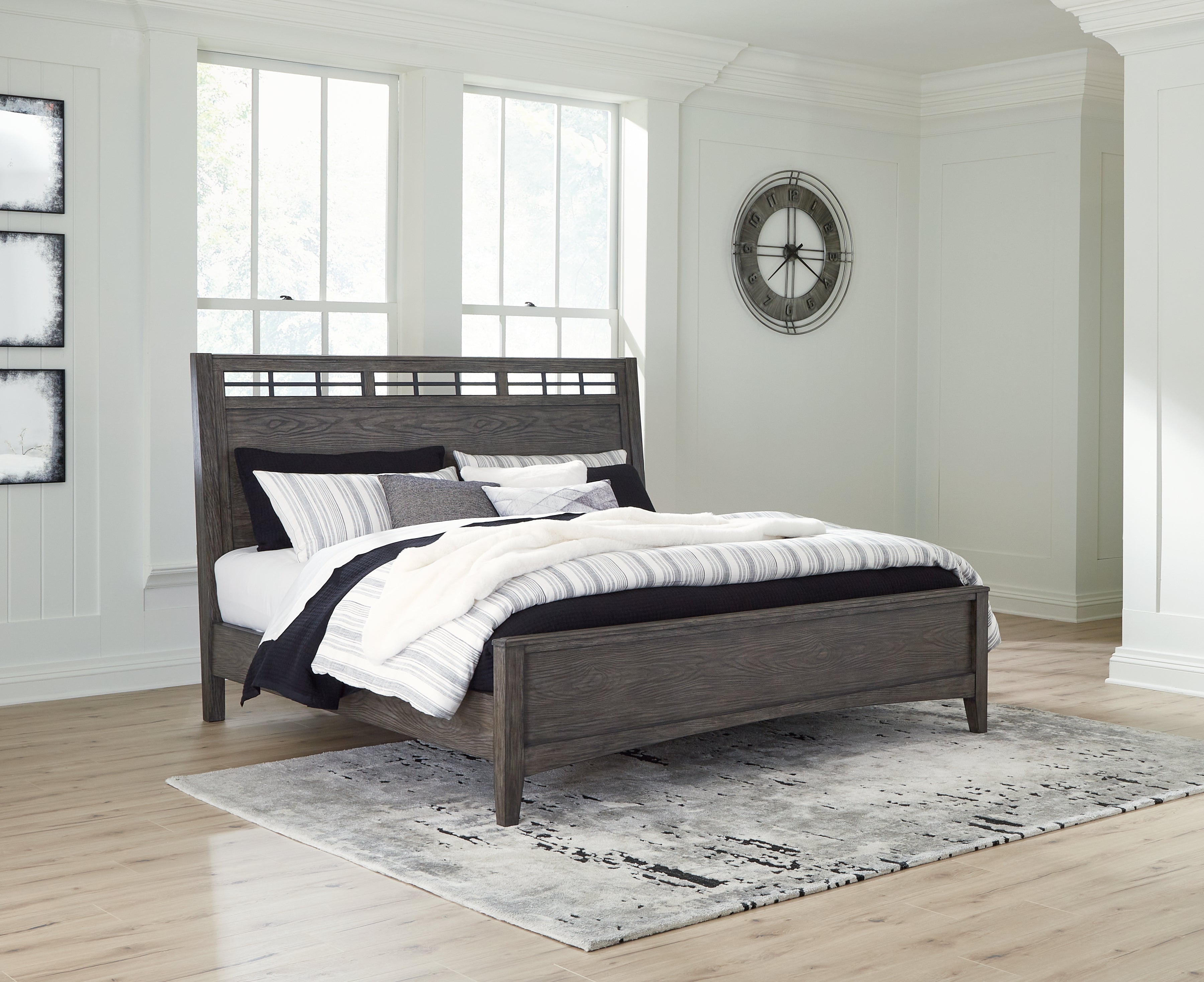J&M Furniture - Ashley Furniture - Montillan Queen Panel Bed - Queen Panel Bed / Grayish Brown - B651B2