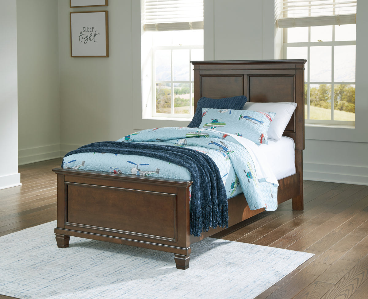 J&M Furniture - Ashley Furniture - Danabrin Twin Panel Bed - Twin Panel Bed / Brown - B685B6