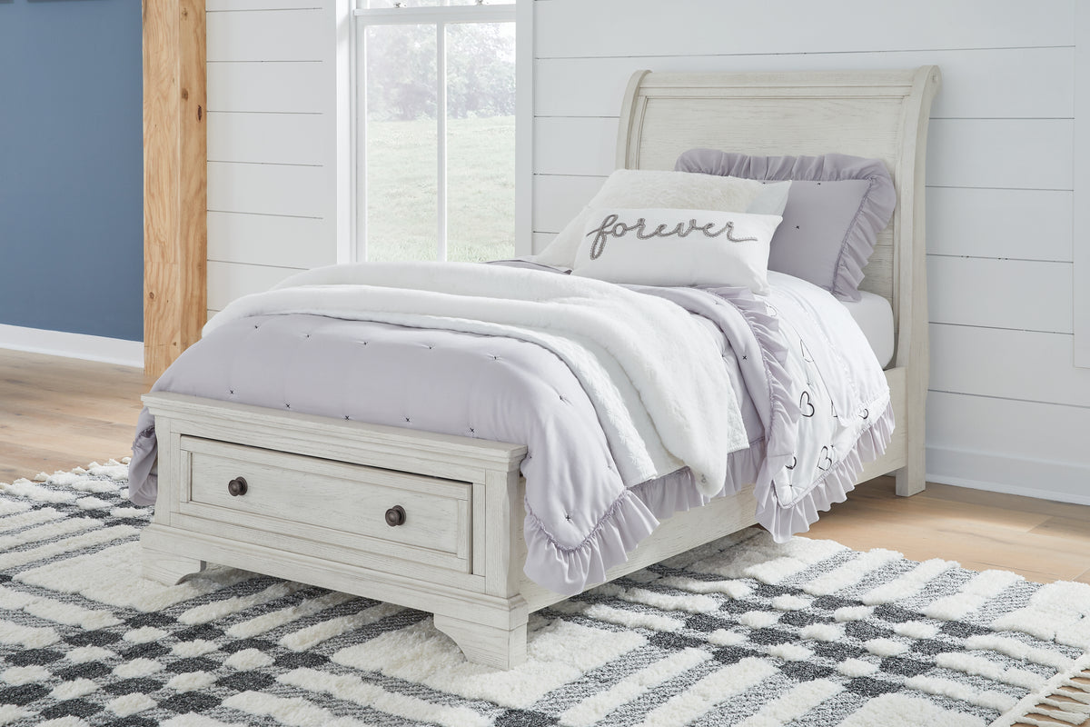 J&M Furniture - Ashley Furniture - Robbinsdale Twin Sleigh Storage Bed - Twin Sleigh Storage Bed / Antique White - B742B12