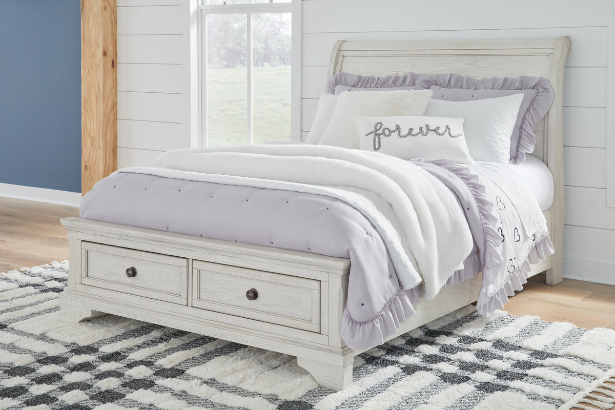 J&M Furniture - Ashley Furniture - Robbinsdale Full Sleigh Storage Bed - Full Sleigh Storage Bed / Antique White - B742B13