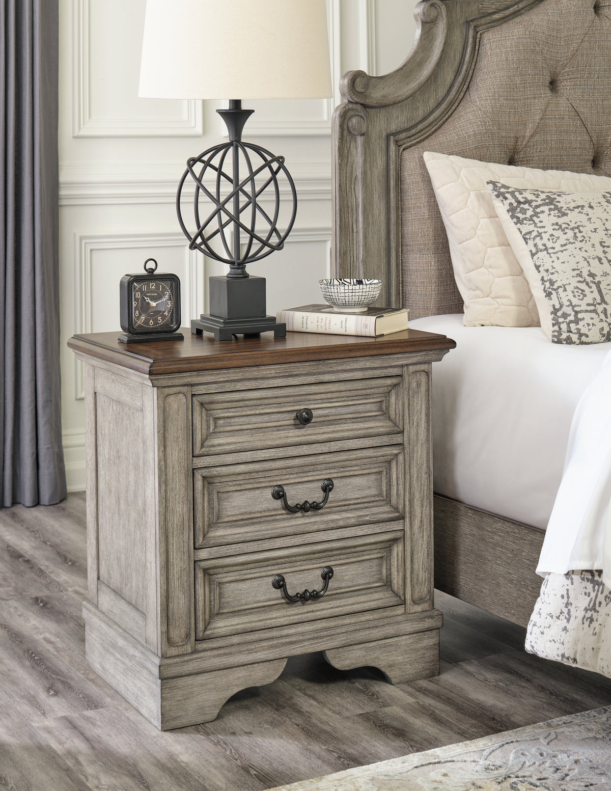 J&M Furniture - Ashley Furniture - Lodenbay Nightstand - Three Drawer Night Stand / Antique Gray/Brown - B751-93