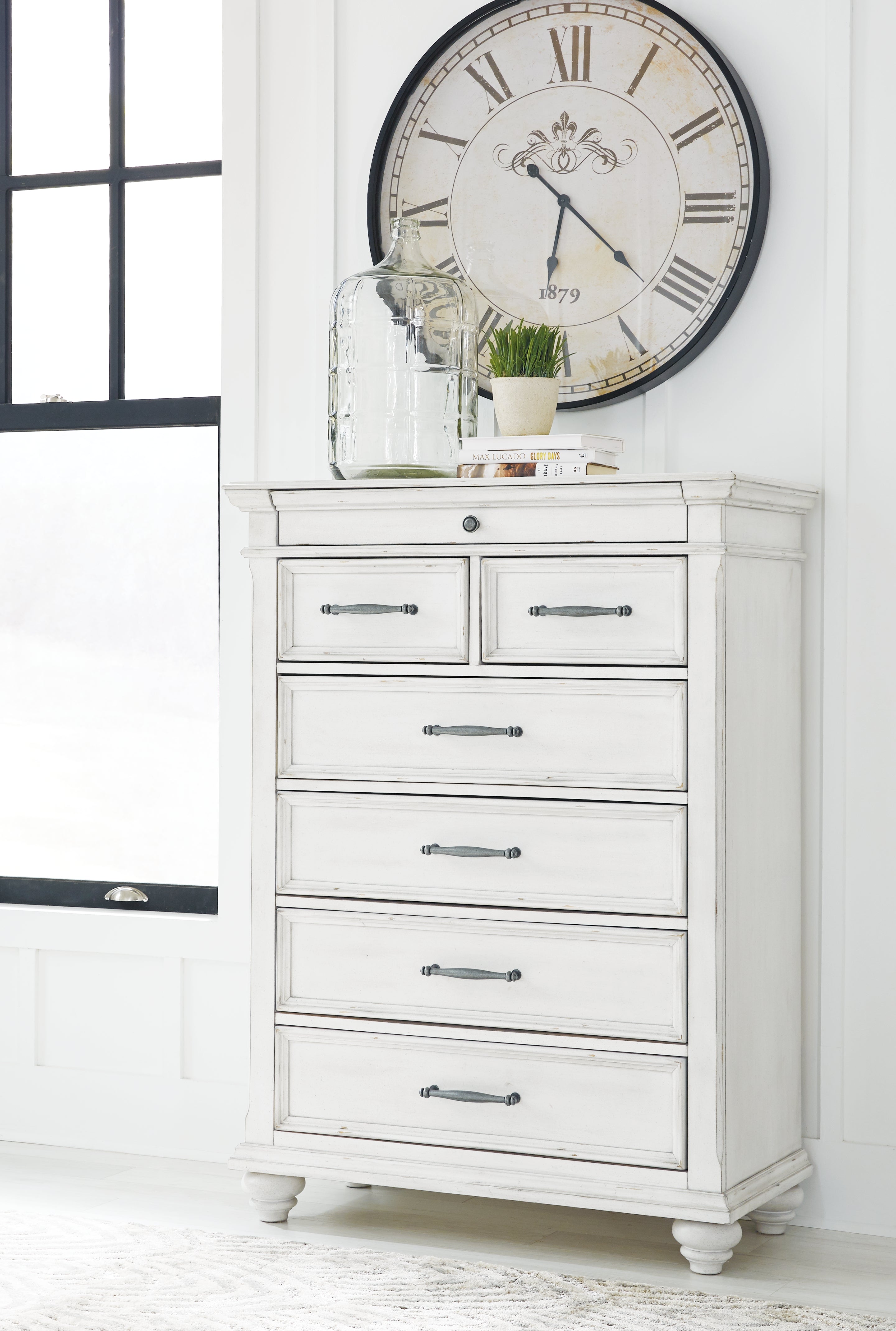 J&M Furniture - Ashley Furniture - Kanwyn Chest of Drawers - Chest / Whitewash - B777-46