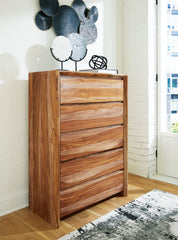 J&M Furniture - Ashley Furniture - Dressonni Chest of Drawers - Five Drawer Chest / Brown - B790-46