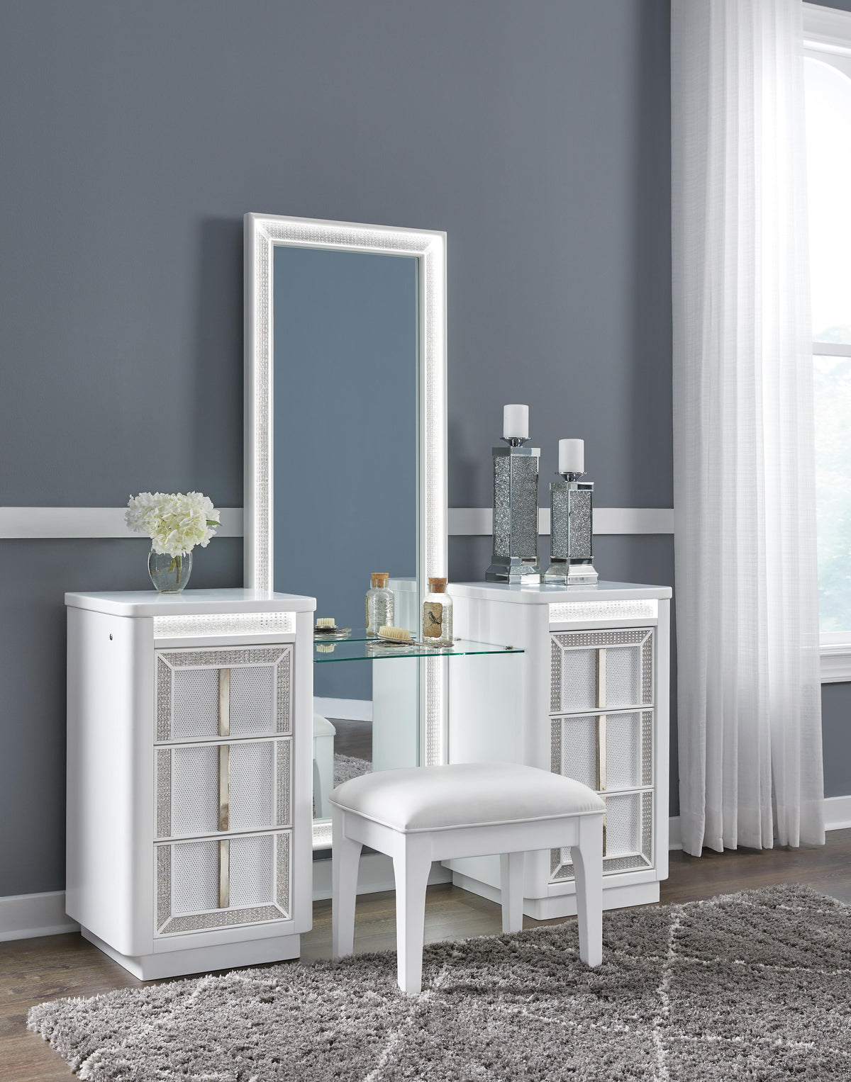 J&M Furniture - Ashley Furniture - Chalanna Vanity, Mirror and Stool - Vanity, Mirror and Stool - B822B6