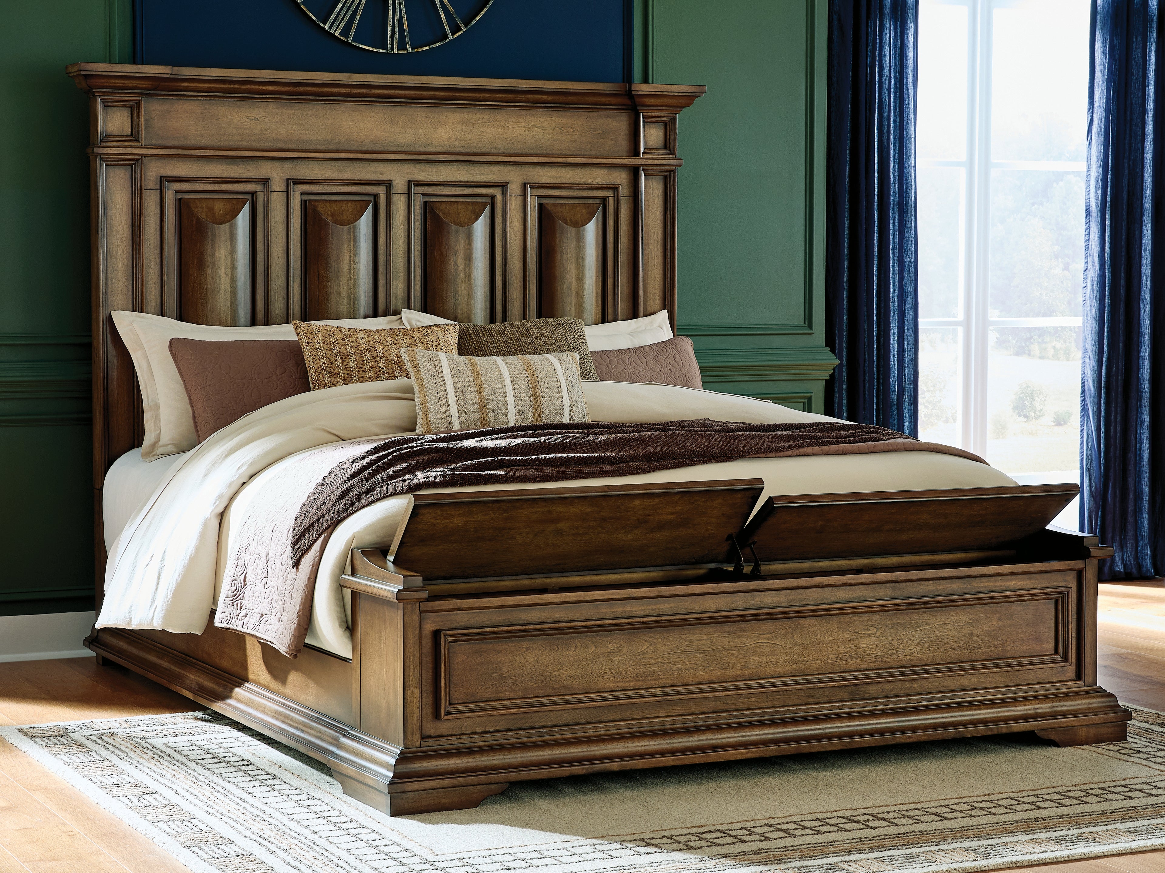 Frantanna King Panel Storage Bed