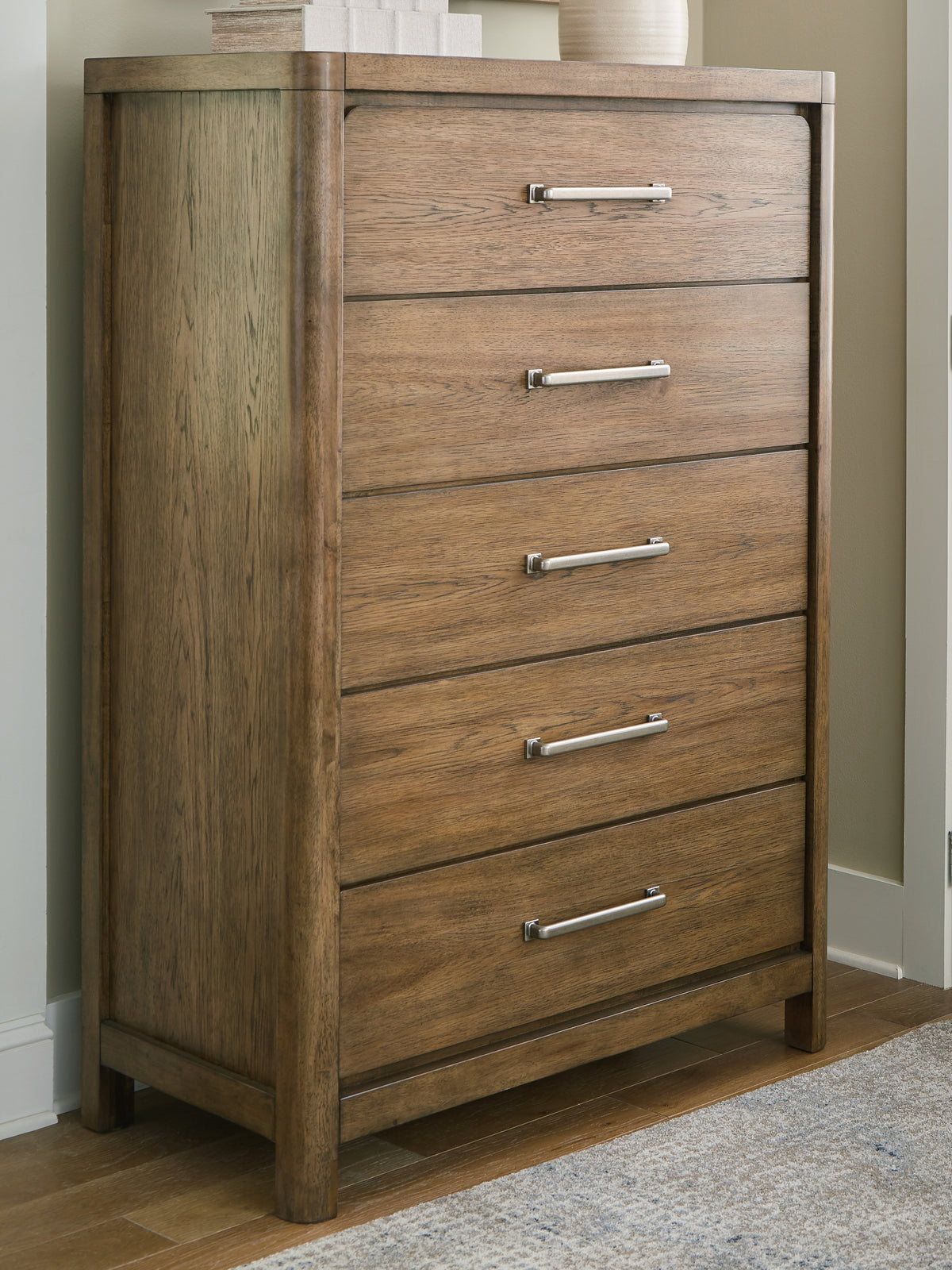 J&M Furniture - Ashley Furniture - Cabalynn Chest of Drawers - Five Drawer Chest / Light Brown - B974-46