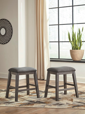 J&M Furniture - Ashley Furniture - Caitbrook Counter Height Upholstered Bar Stool (Set of 2) - Counter Height Upholstered Bar Stool (Set of 2) / Gray - D388-024X2