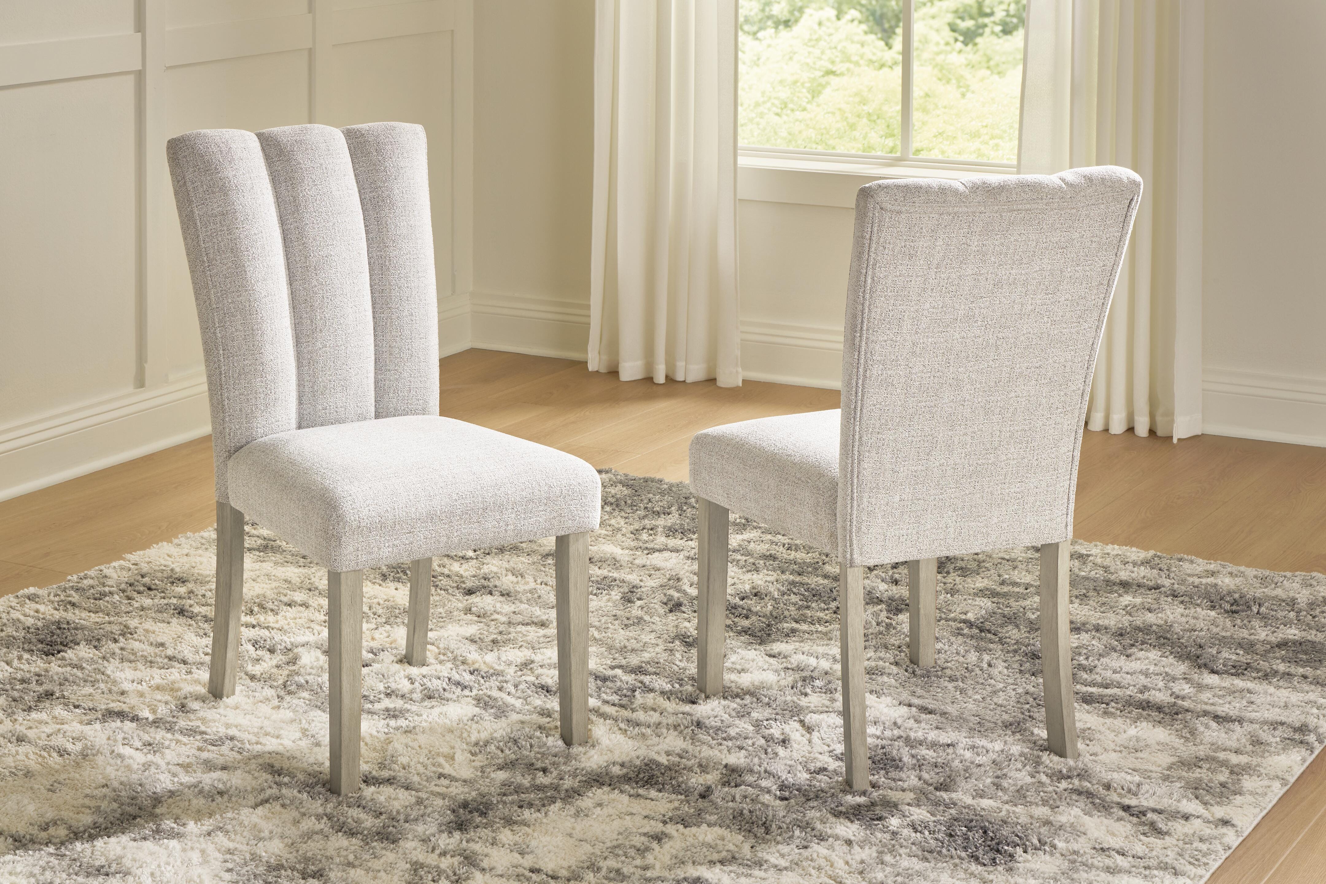 J&M Furniture - Ashley Furniture - Larawyn Dining Chair (Set of 2) - Dining Chair (Set of 2) - PCD575-01X2