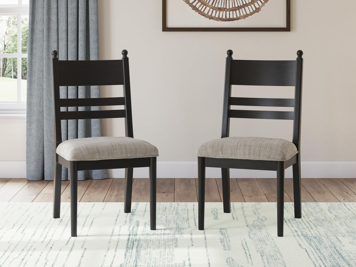 J&M Furniture - Ashley Furniture - Greddinton Dining Chair (Set of 2) - Dining Chair (Set of 2) - PCD824-07X2
