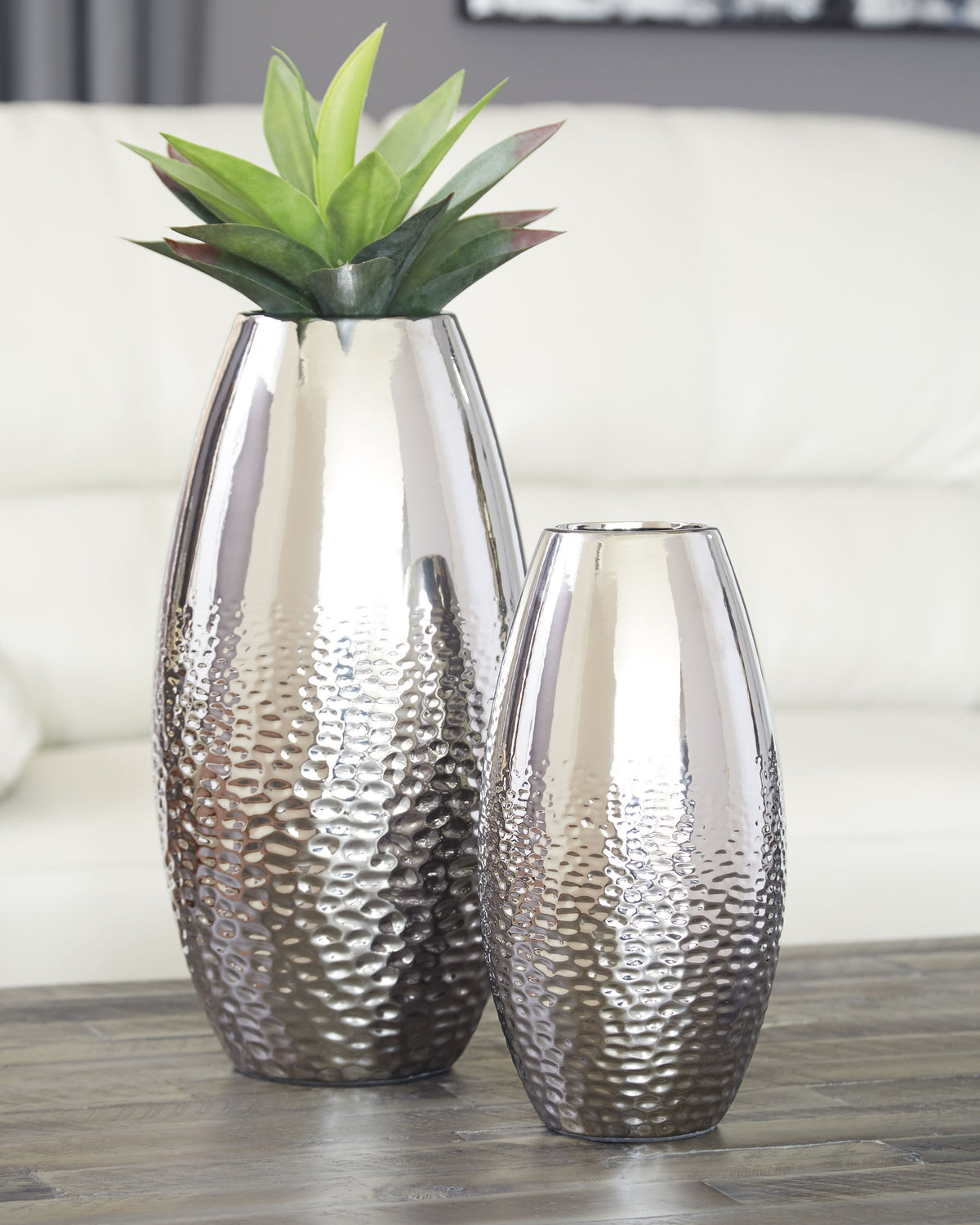 Dinesh Vase Ashley Furniture