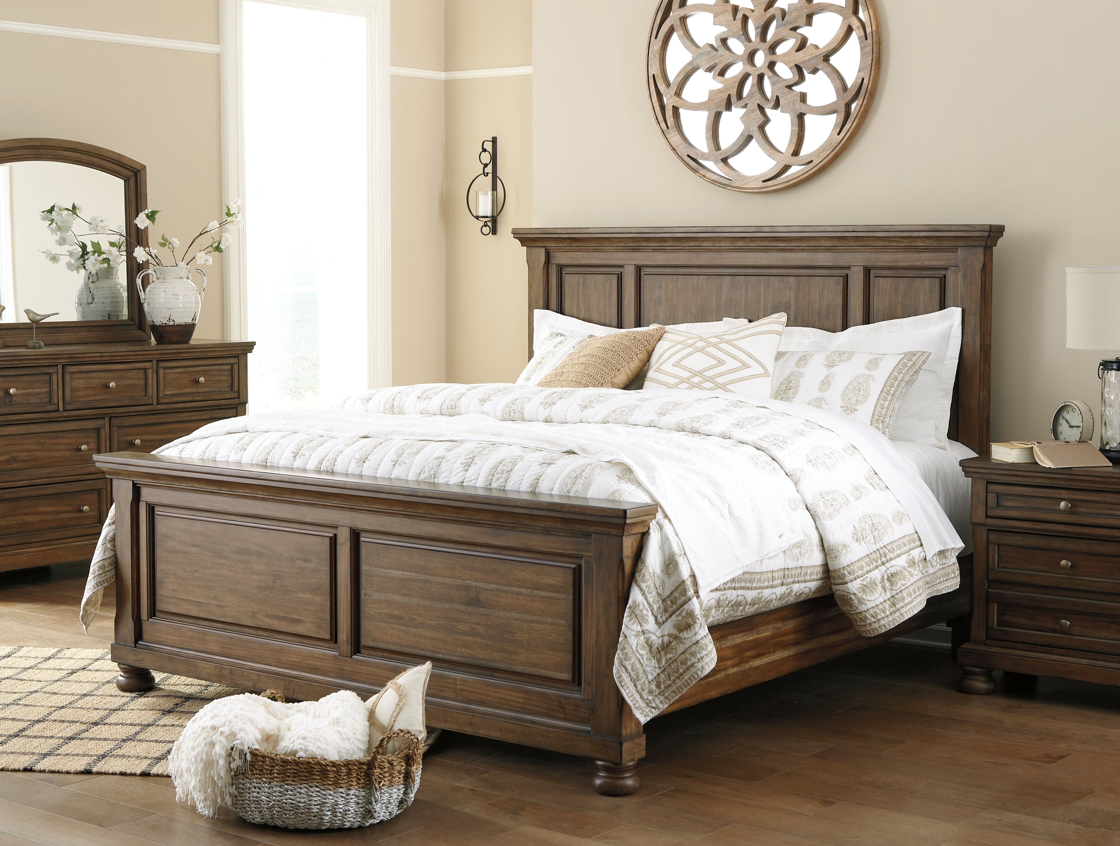 Flynnter Bedroom Ashley Furniture