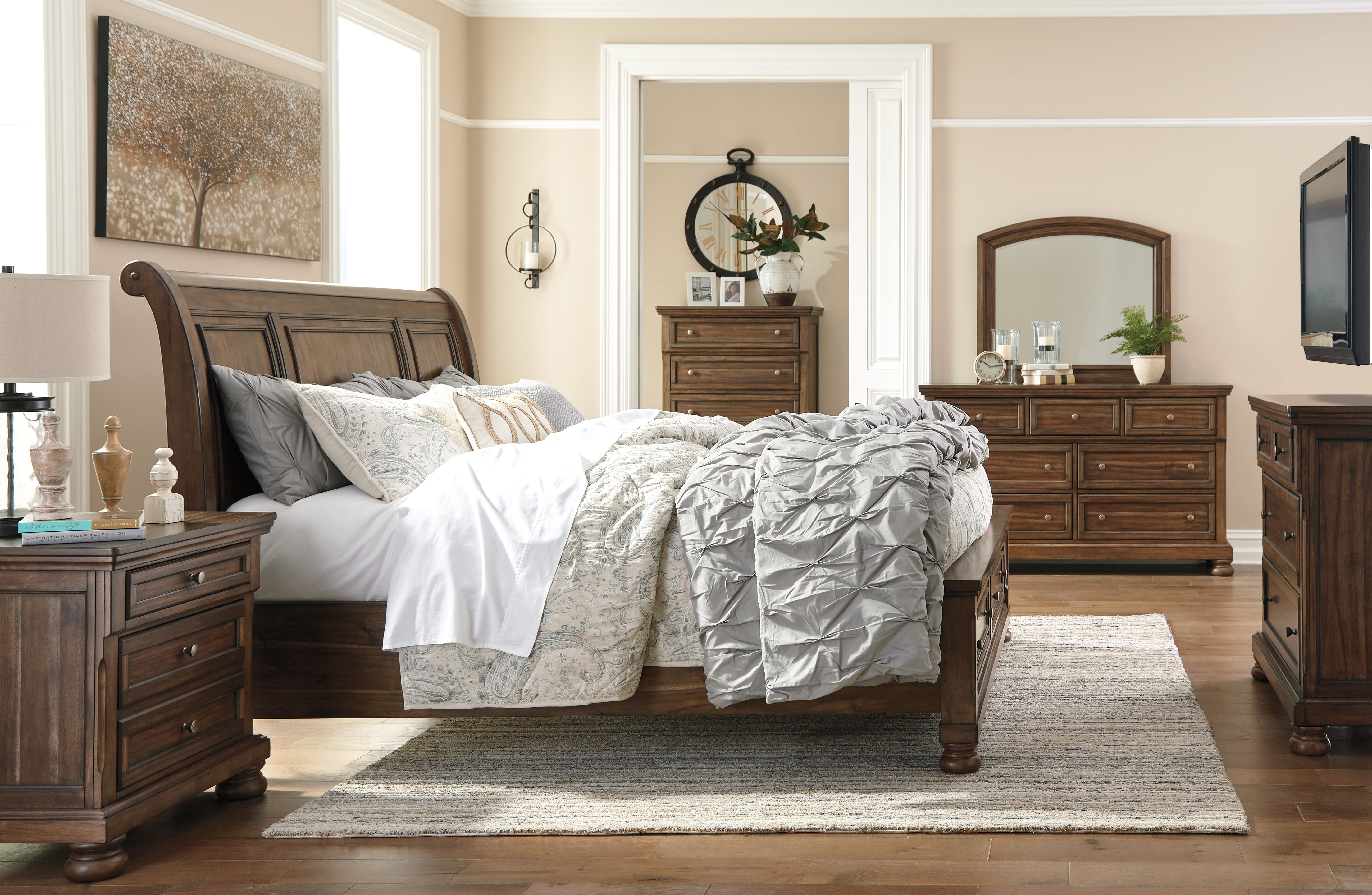 Flynnter Bedroom Ashley Furniture