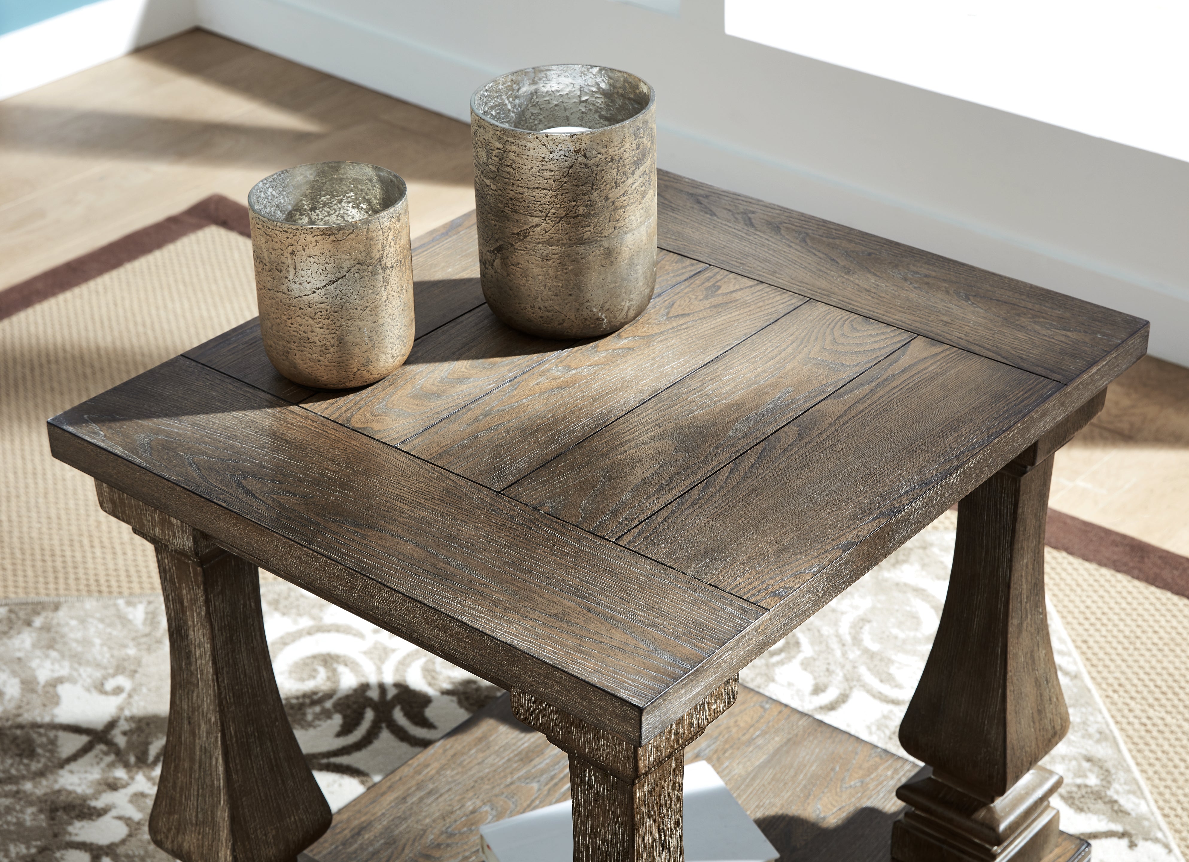 Johnelle End Table Ashley Furniture