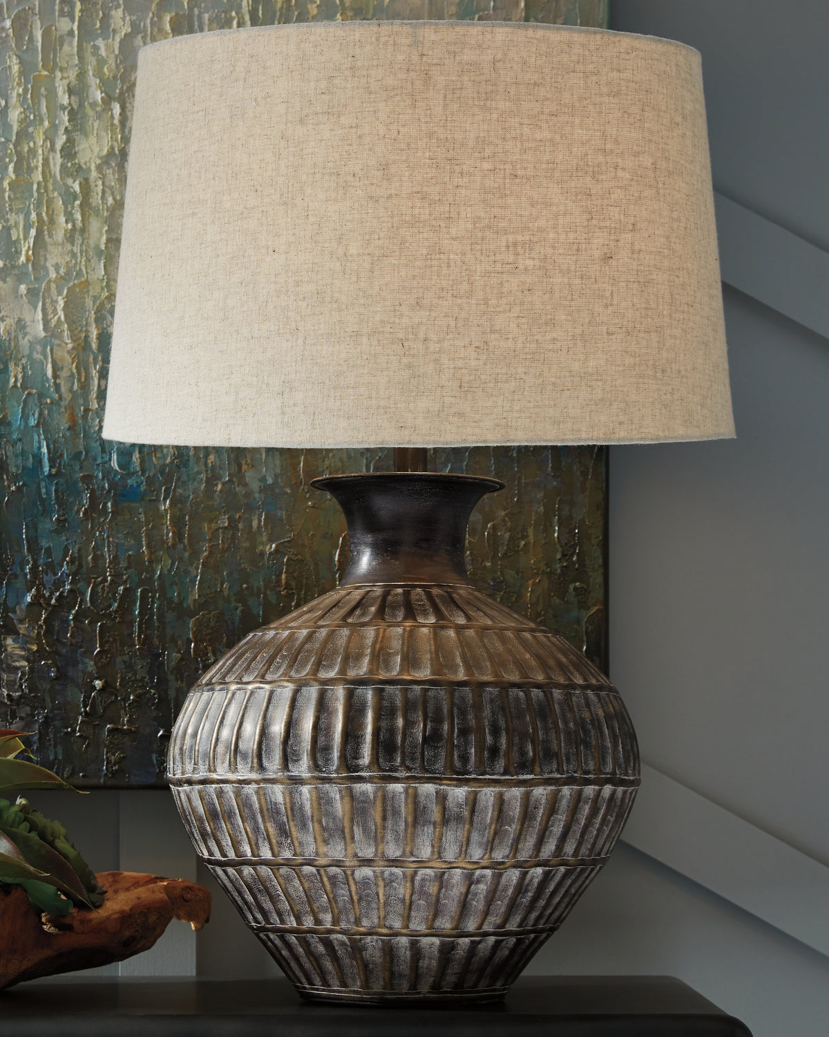 J&M Furniture - Ashley Furniture - Magan Table Lamp (Set of 2) - Table Lamp (Set of 2) / Antique Bronze Finish - L207354X2