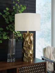 J&M Furniture - Ashley Furniture - Marshawn Table Lamp - Metal Table Lamp (1/CN) / Gold Finish - L207524