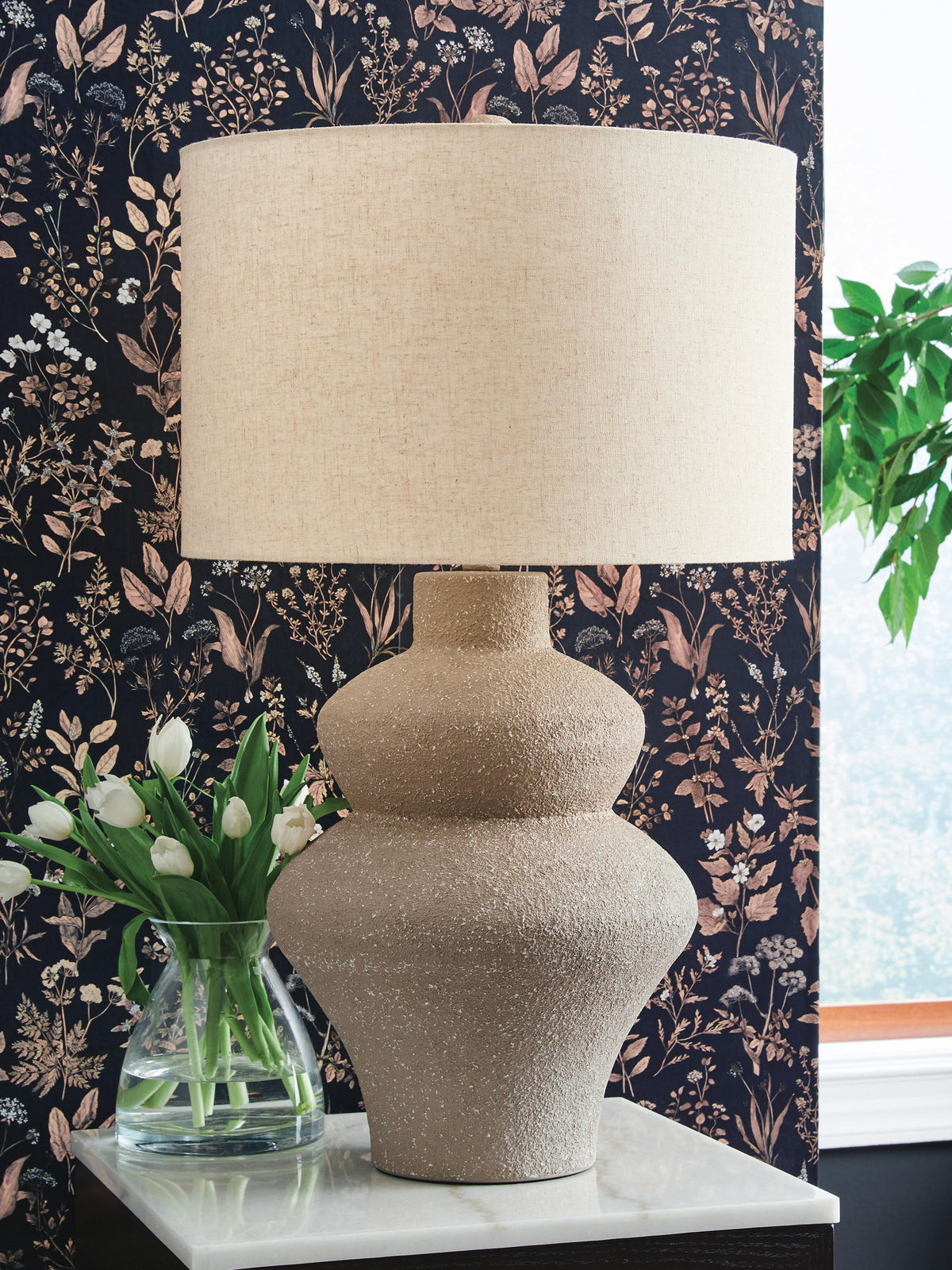 J&M Furniture - Ashley Furniture - Jossleigh Table Lamp - Metal Table Lamp (1/CN) - L207624