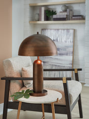J&M Furniture - Ashley Furniture - Wendfield Table Lamp - Metal Table Lamp (1/CN) / Antique Copper Finish - L208434