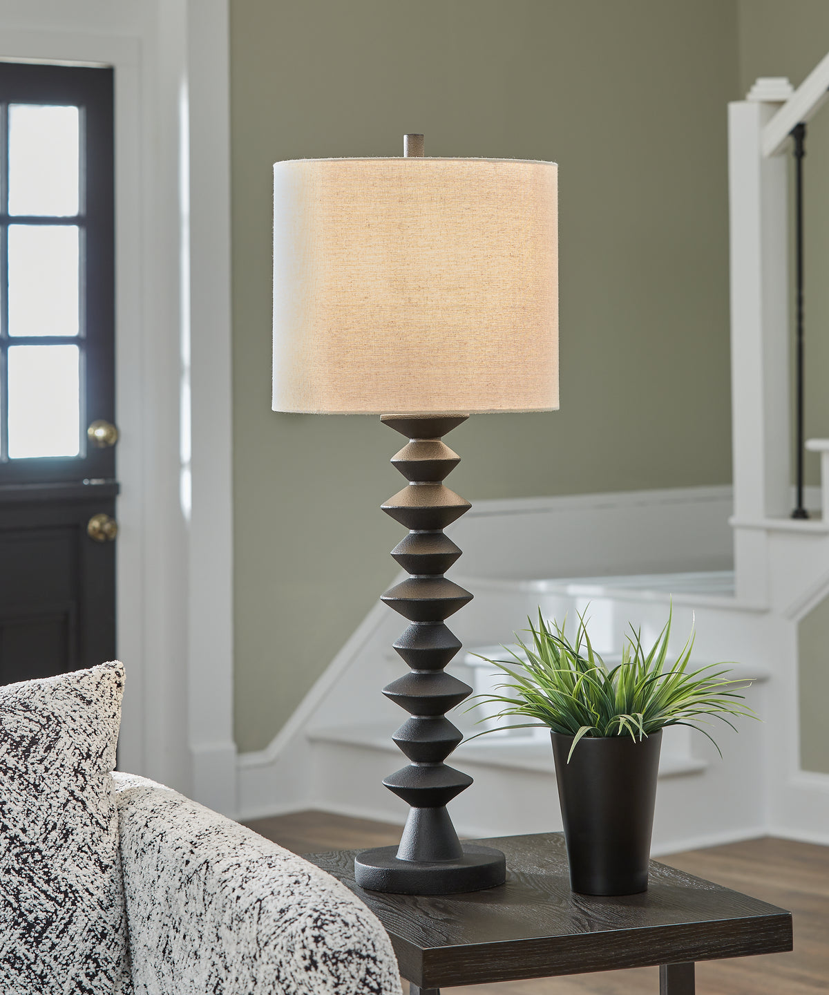 J&M Furniture - Ashley Furniture - Luanndon 2-Piece Lamp Set - 2-Piece Lamp Set / Black - L235783X2