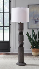J&M Furniture - Ashley Furniture - Fainwell Floor Lamp - Poly Floor Lamp (1/CN) - L235861