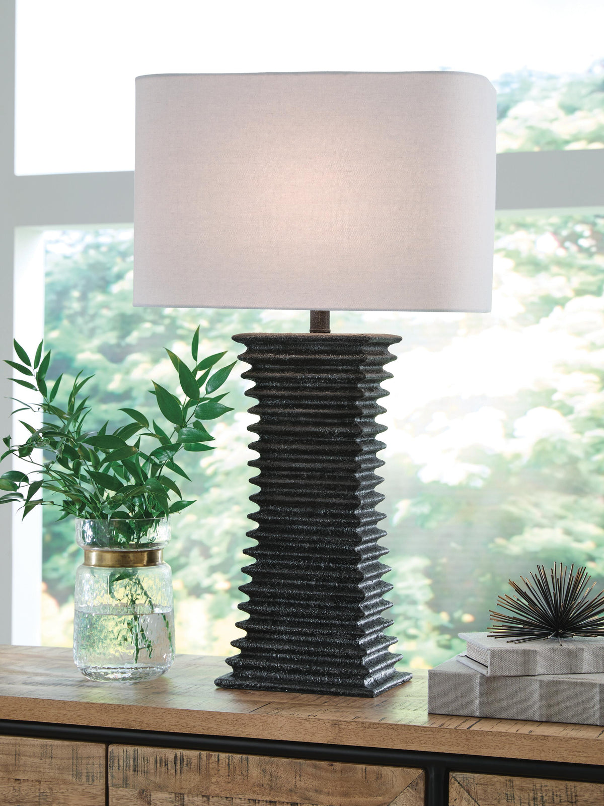 J&M Furniture - Ashley Furniture - Golzar Table Lamp - Poly Table Lamp (1/CN) - L236094