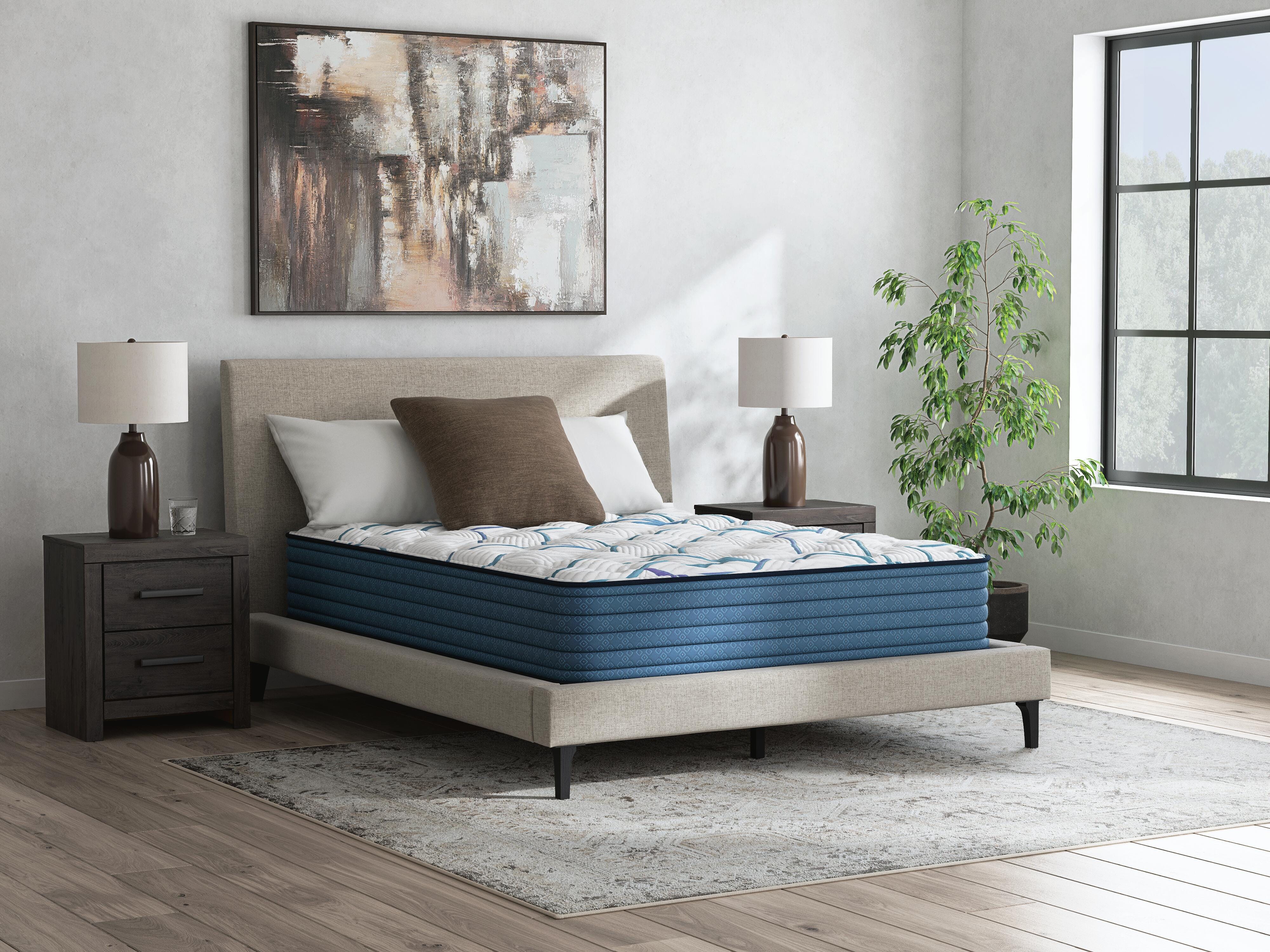 J&M Furniture - Ashley Furniture - Limited Edition Plush 3.0 King Mattress - King - M45141