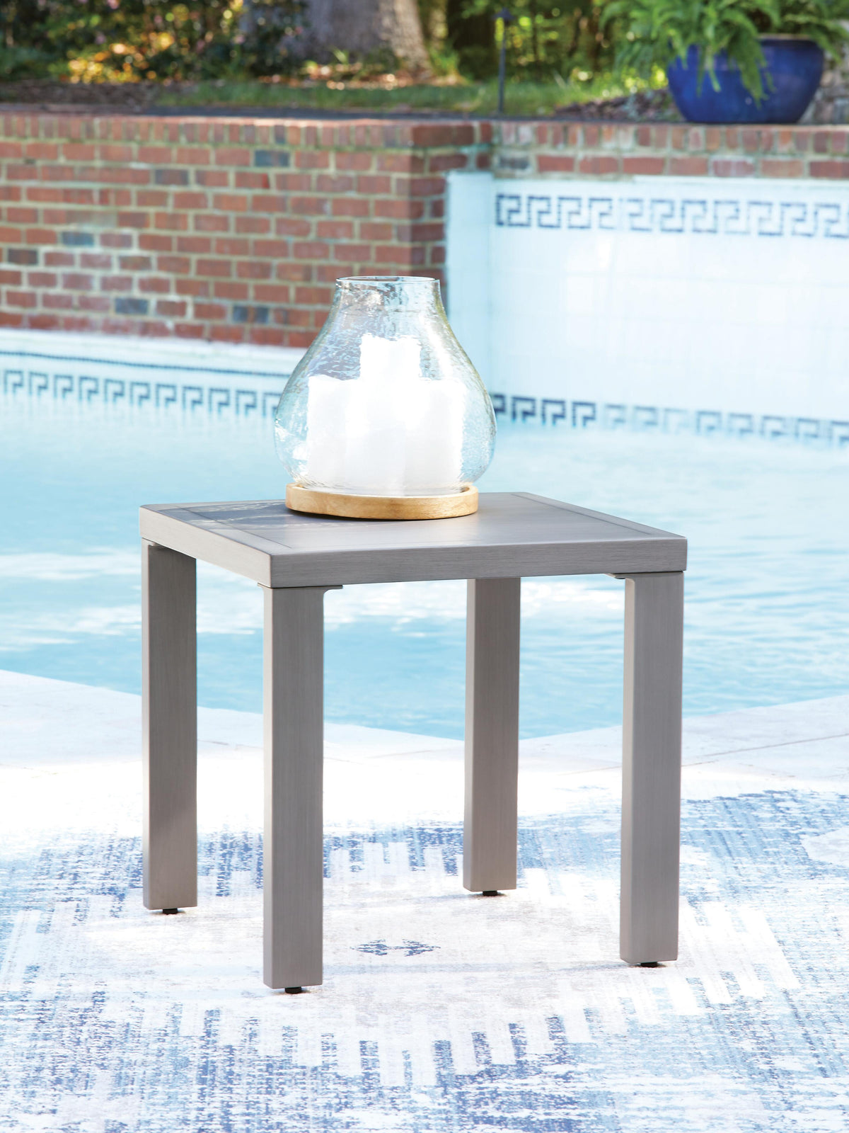 J&M Furniture - Ashley Furniture - Half Moon Beach Outdoor End Table - Square End Table - PCP418-702