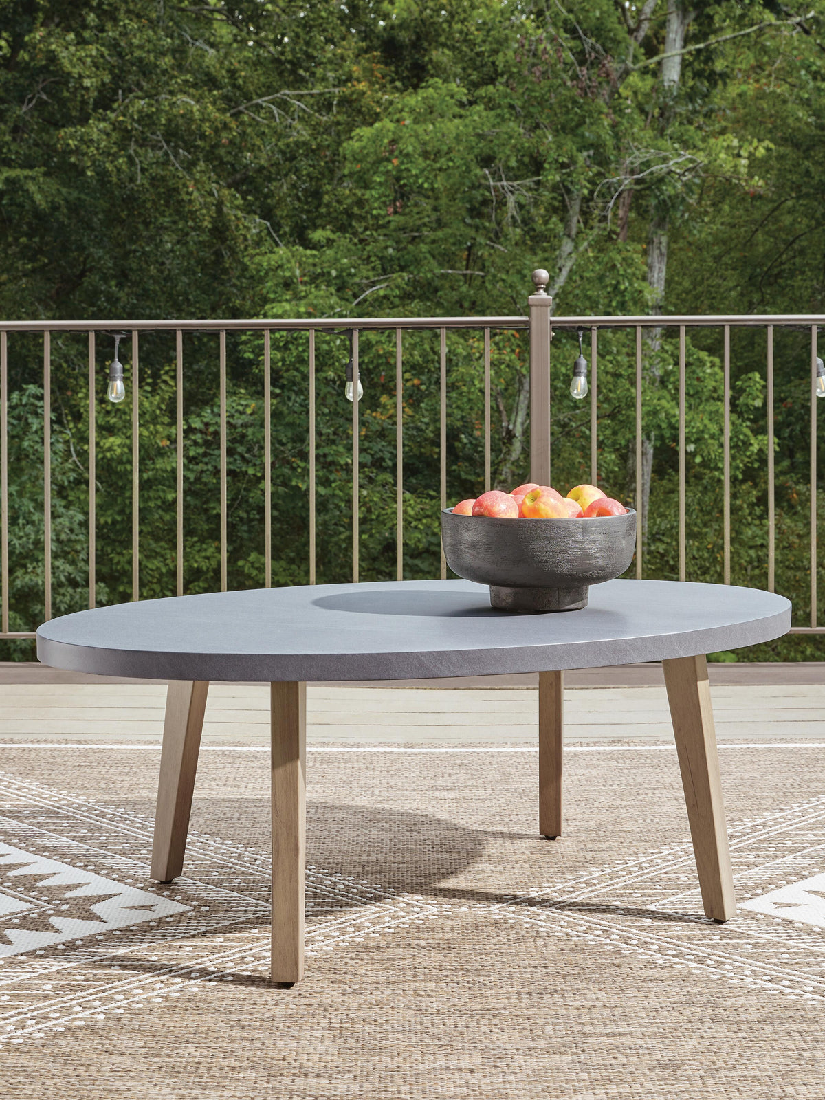 J&M Furniture - Ashley Furniture - Harmony Headlands Outdoor Coffee Table - Oval Cocktail Table - PCP428-701