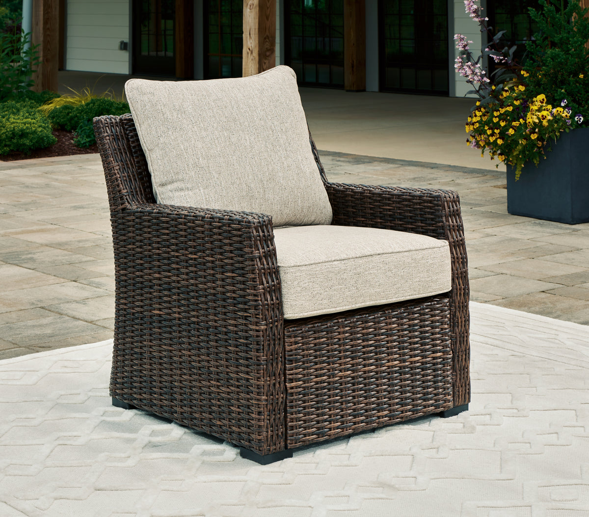 J&M Furniture - Ashley Furniture - Brook Ranch Outdoor Lounge Chair with Cushion - Lounge Chair w/Cushion (1/CN) / Brown - P465-820