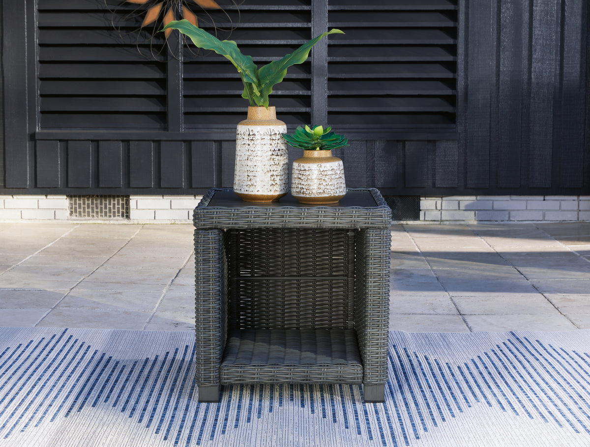 J&M Furniture - Ashley Furniture - Elite Park Outdoor End Table - Square End Table / Gray - P518-702
