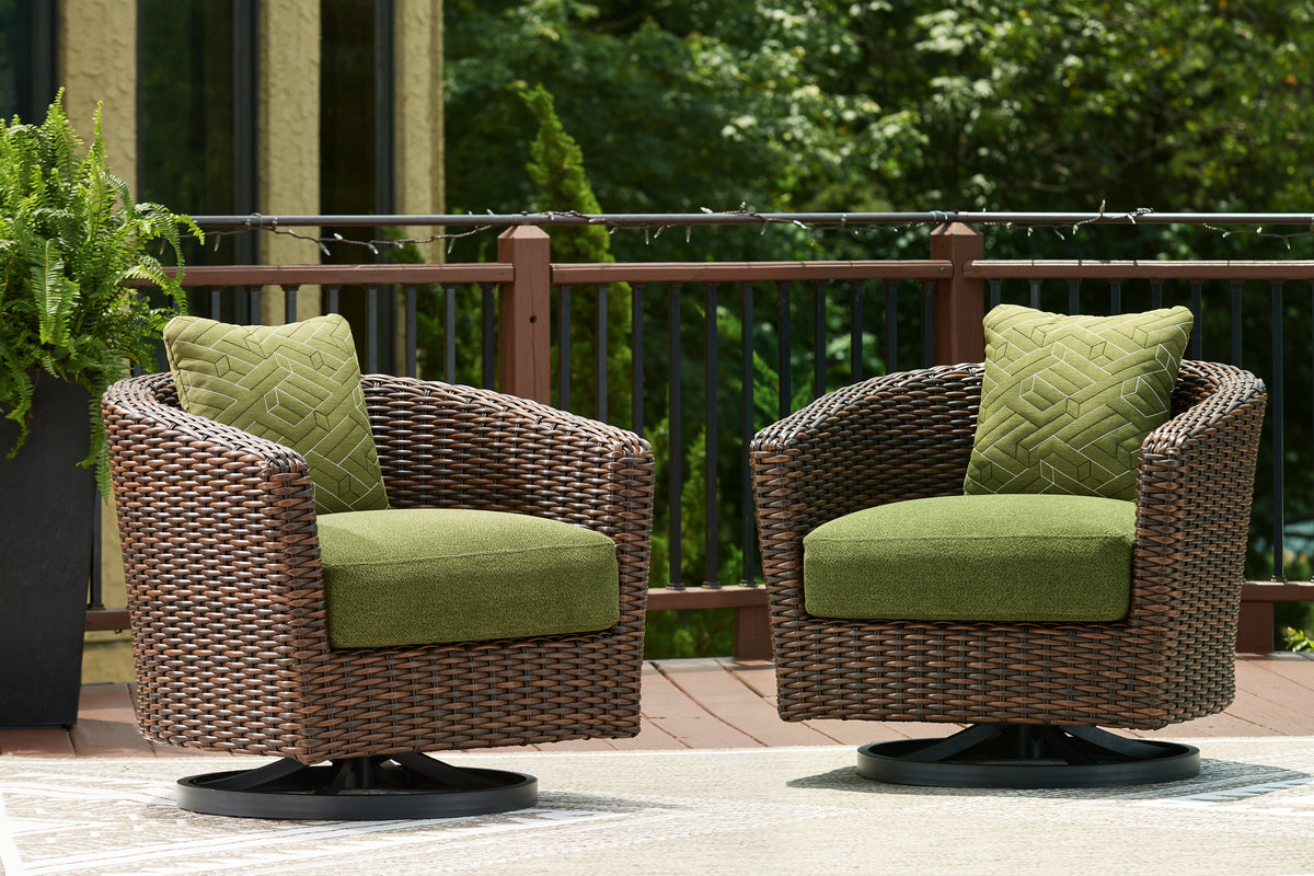 J&M Furniture - Ashley Furniture - Horizon Hall Outdoor Swivel Lounge Chair with Cushion - Swivel Lounge w/ Cushion / Brown/Green - P572-821