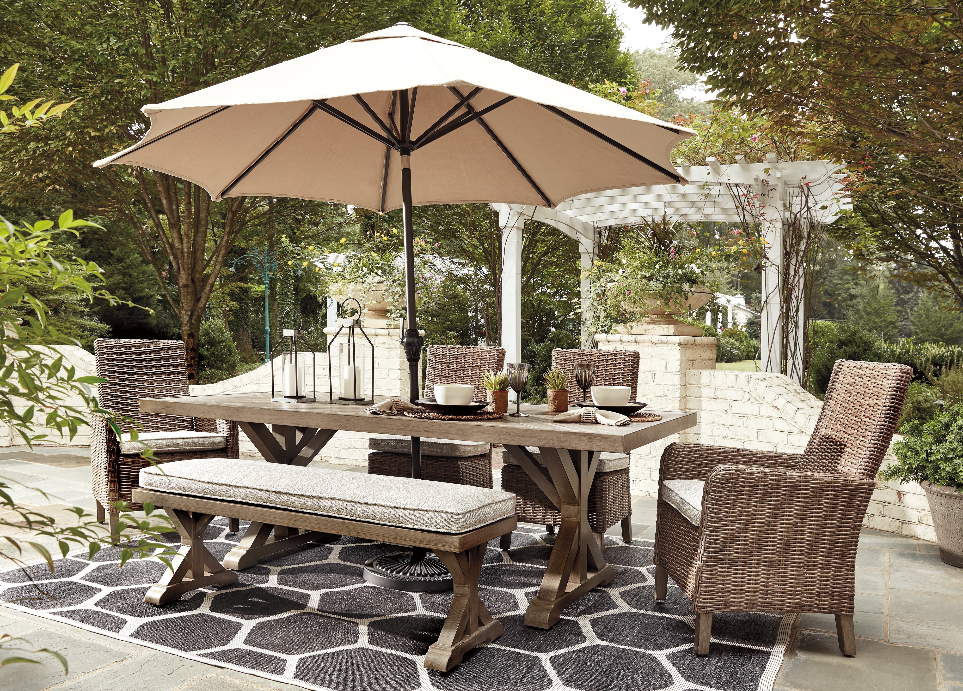 J&M Furniture - Ashley Furniture - Beachcroft Outdoor Dining Table - RECT Dining Table w/UMB OPT / Beige - P791-625