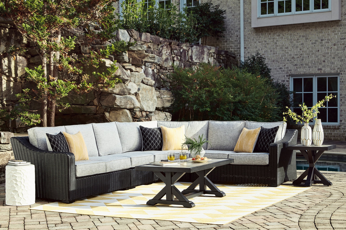 J&M Furniture - Ashley Furniture - Beachcroft 4-Piece Outdoor Sectional - 4-Piece Outdoor Sectional / Black/Light Gray - P792P2